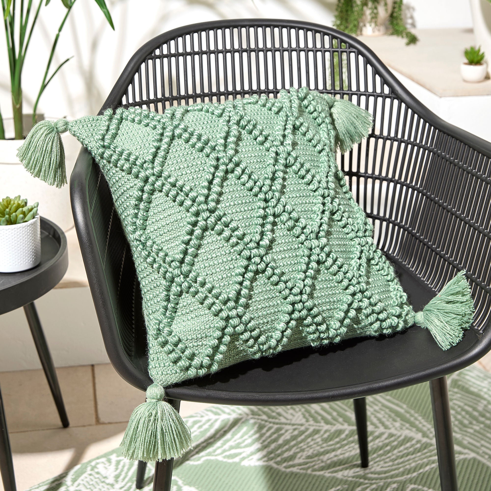 Cushion Alda Outdoor by Drift Home in Green