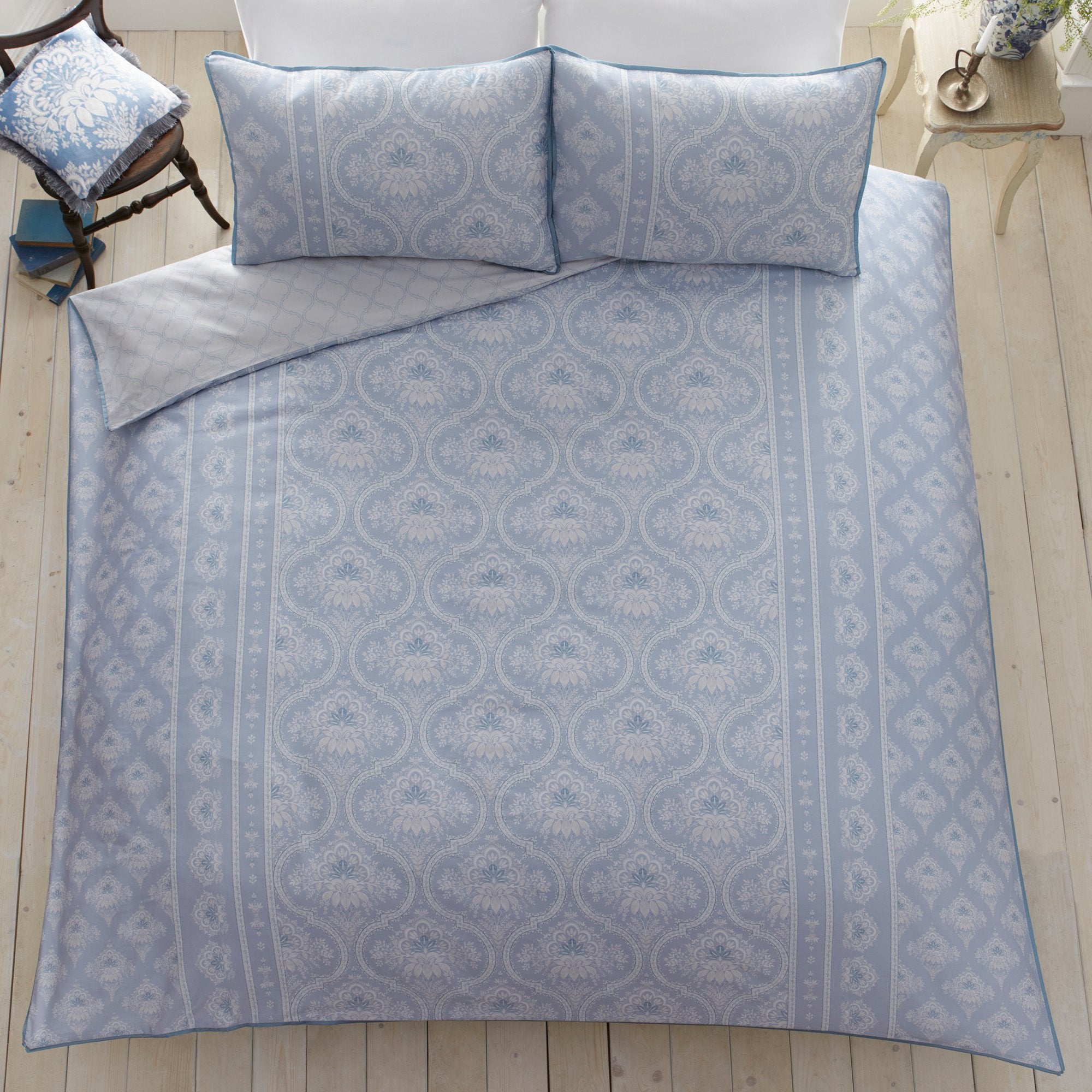 Duvet Cover Set Alexia by Appletree Heritage in Blue