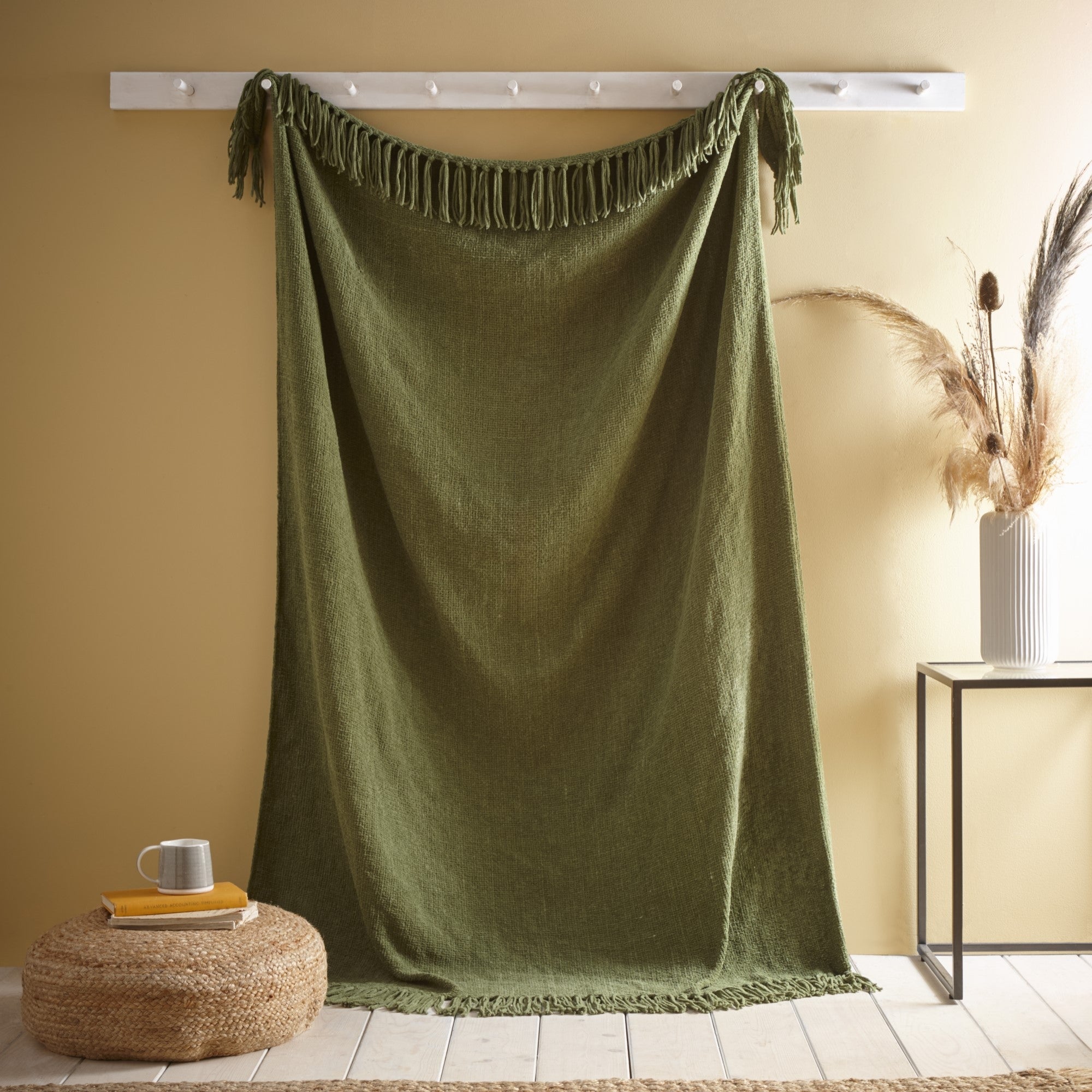 Bedspread Chenille by Appletree Loft in Green