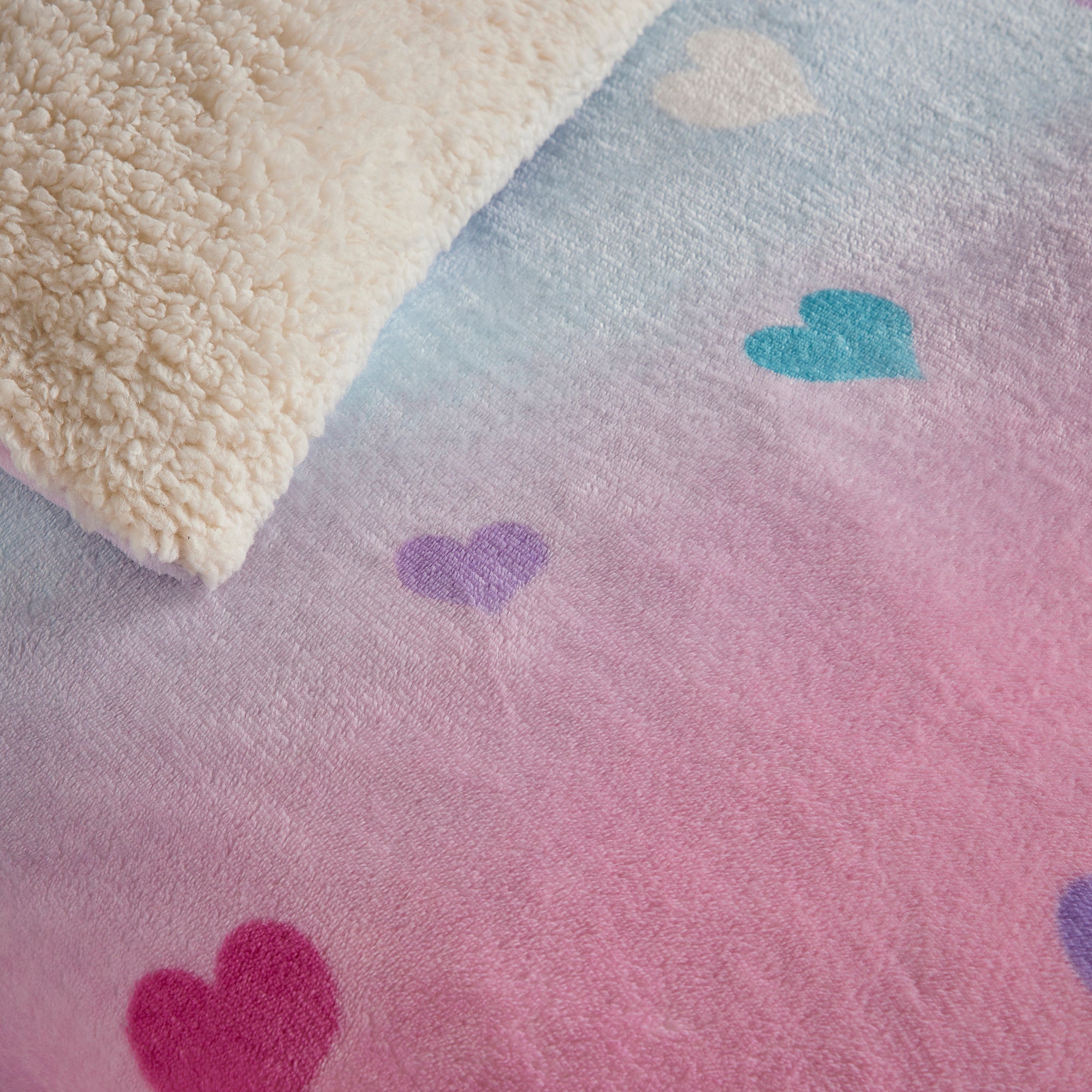 Duvet Cover Set Cosy Ombre Heart by Bedlam in Multi