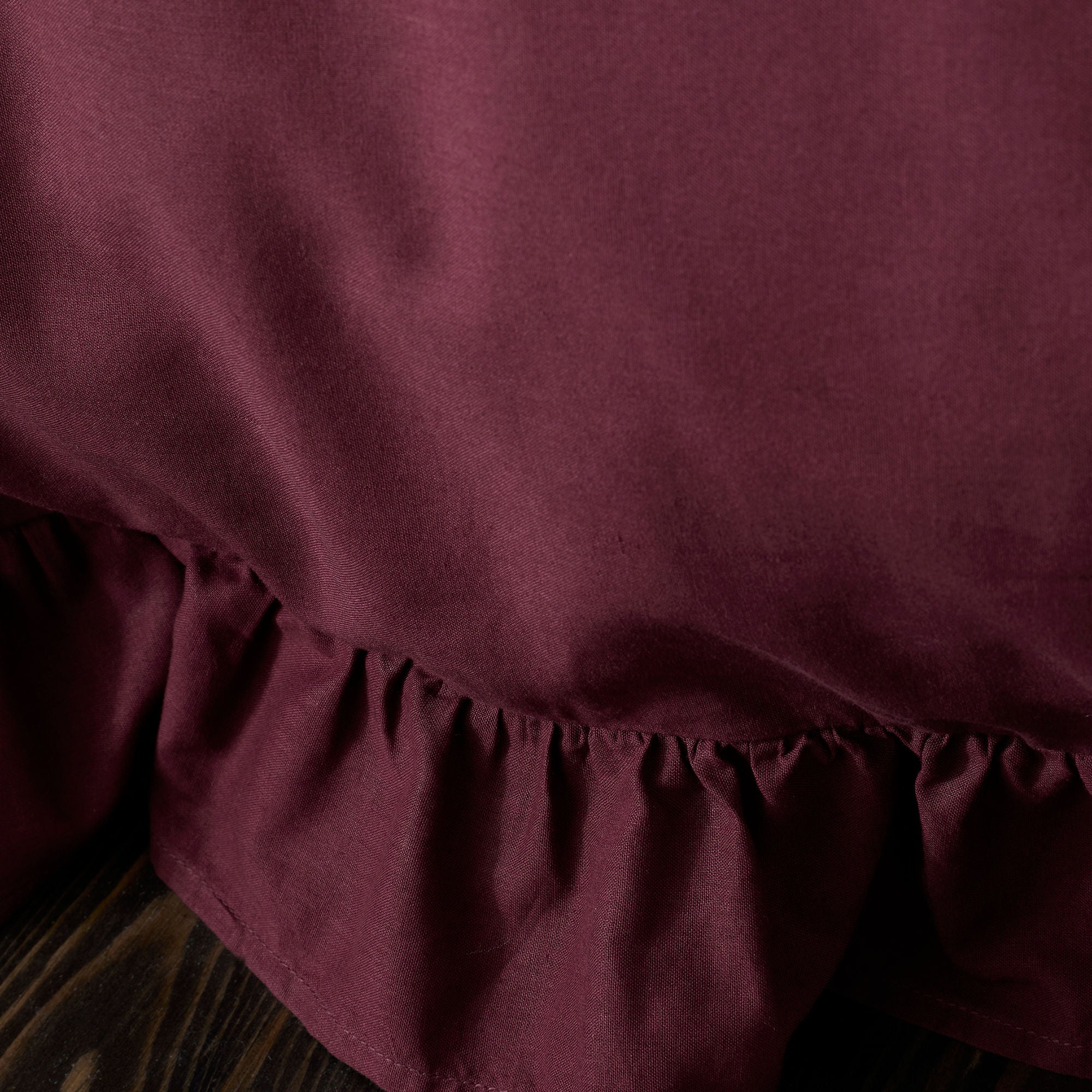 Duvet Cover Set Cassia Frill by Appletree Hygge in Berry