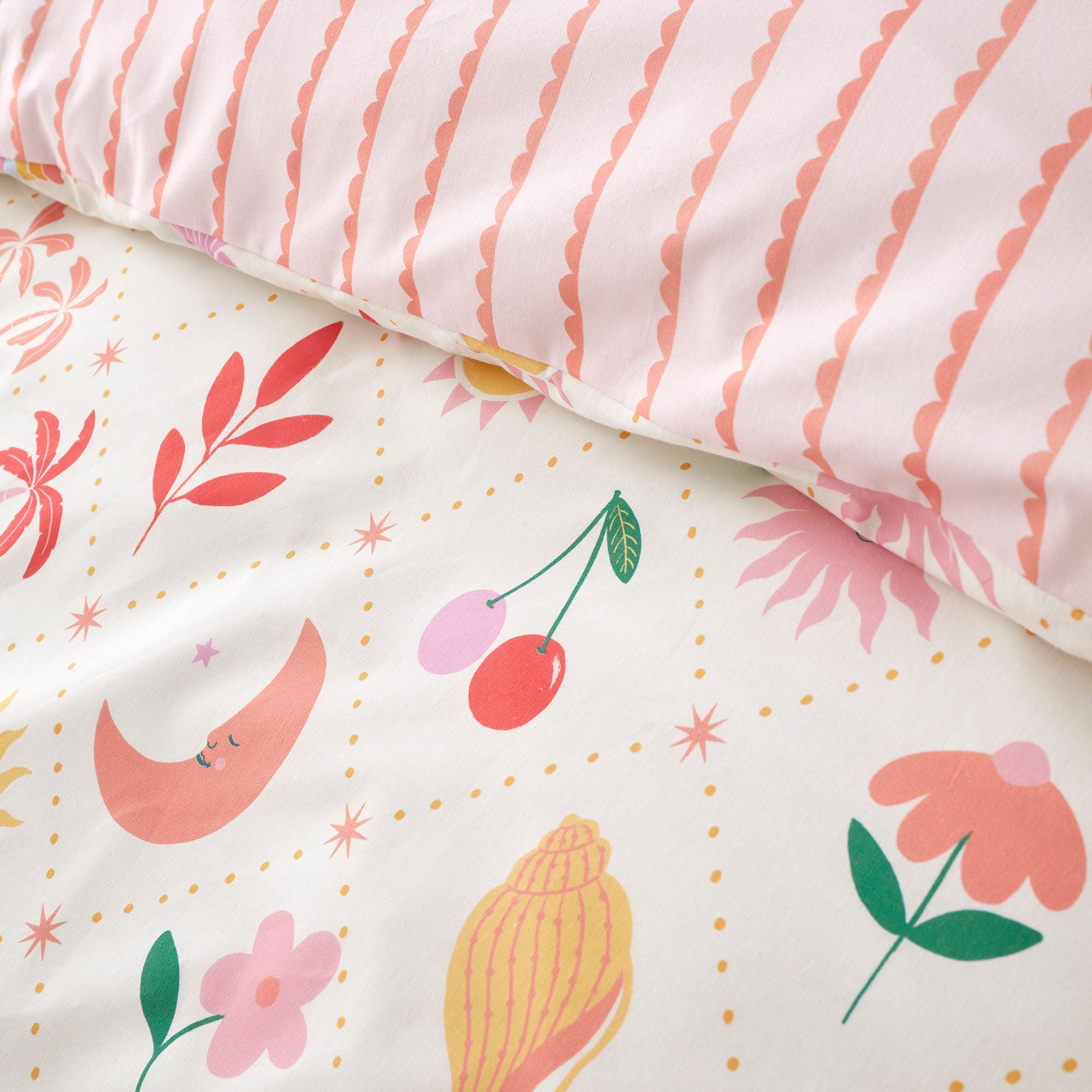 Duvet Cover Set Dreamscape by Bedlam in Multi