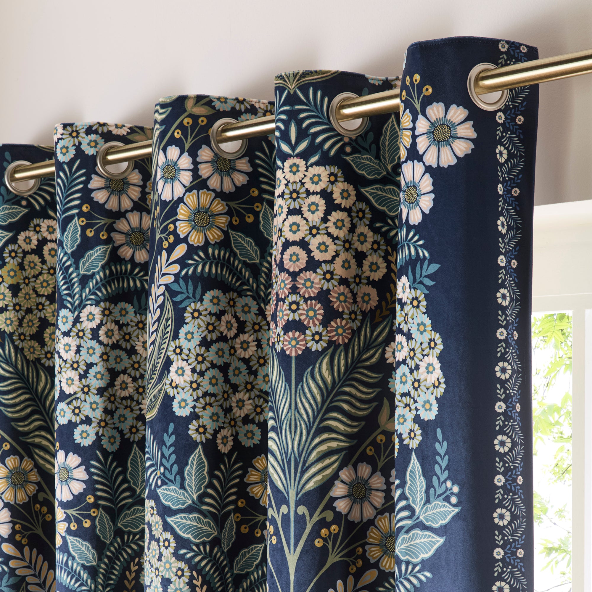 Pair of Eyelet Curtains Evelina by Appletree Heritage in Navy