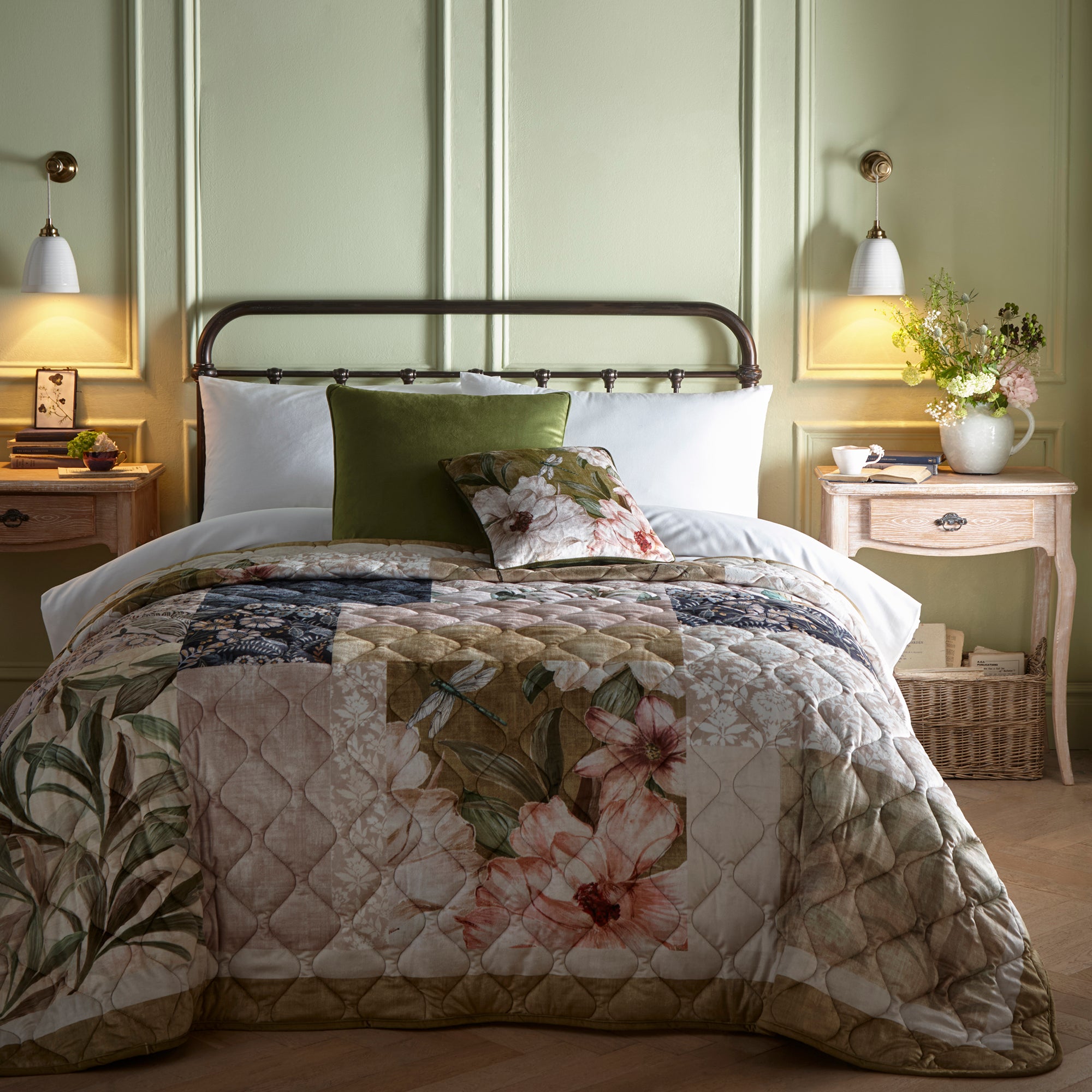 Bedspread Elswyth by Appletree Heritage in Green