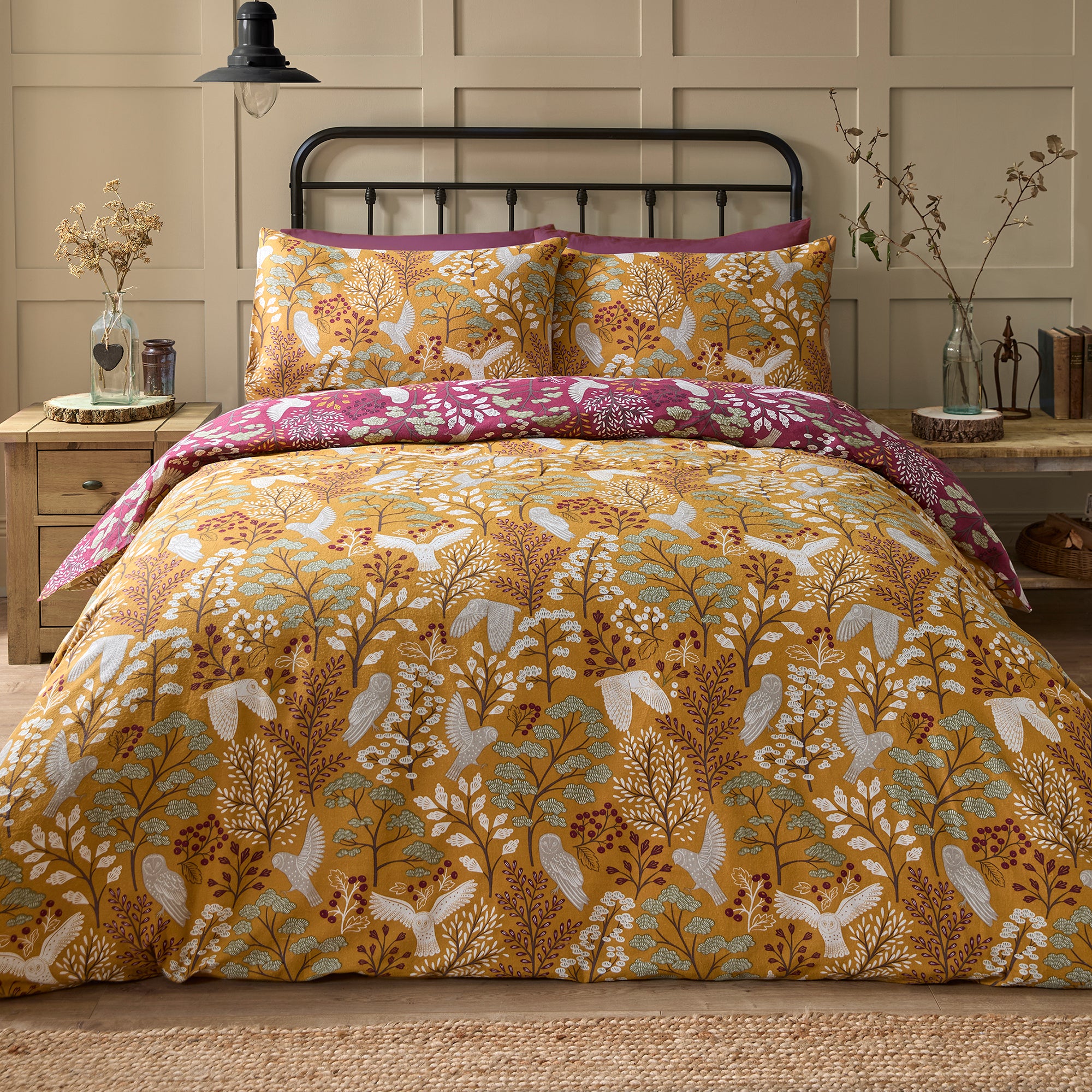 Duvet Cover Set Enchanted by Dreams & Drapes Lodge in Gold