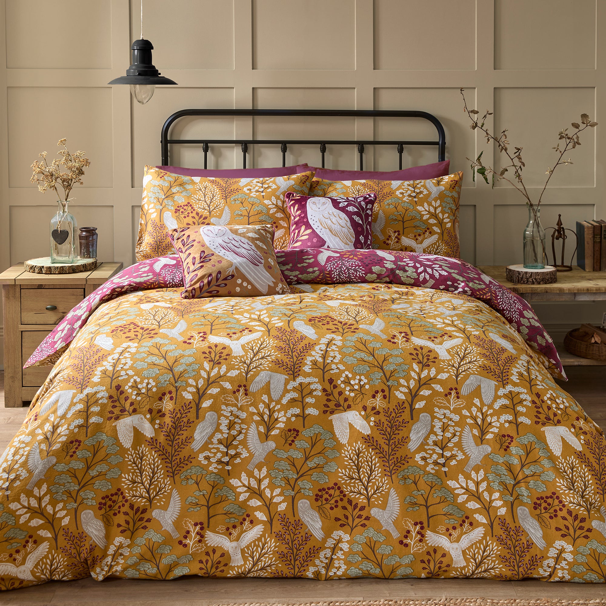 Duvet Cover Set Enchanted by Dreams & Drapes Lodge in Gold