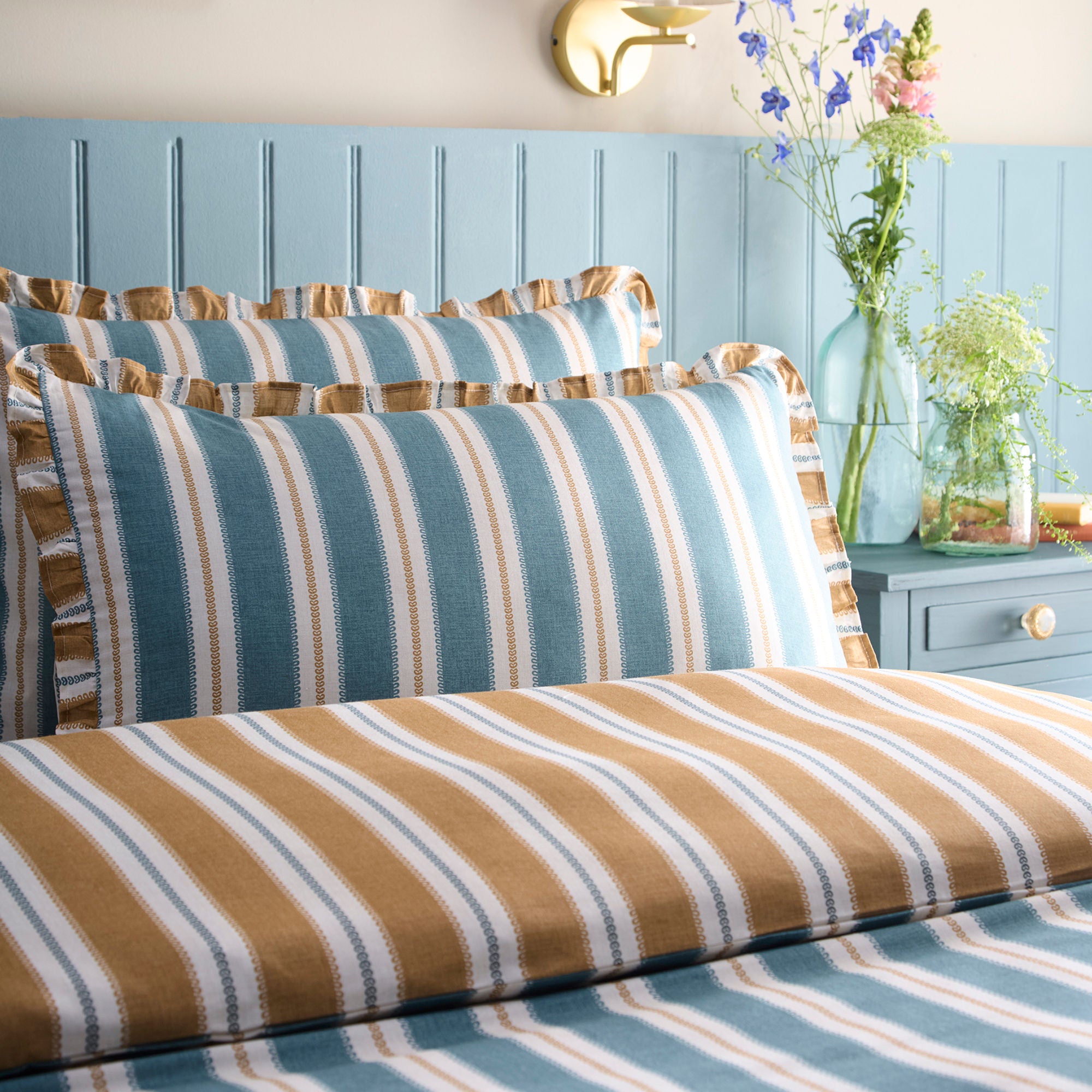 Duvet Cover Set Eloise Stripe by Appletree Heritage in Teal