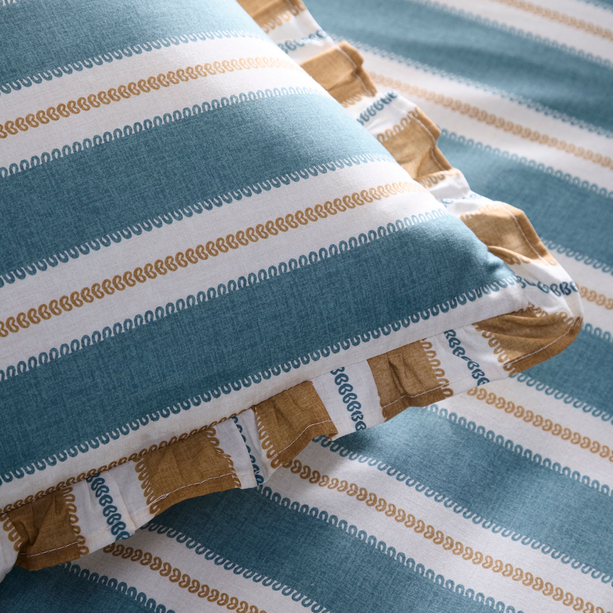 Duvet Cover Set Eloise Stripe by Appletree Heritage in Teal