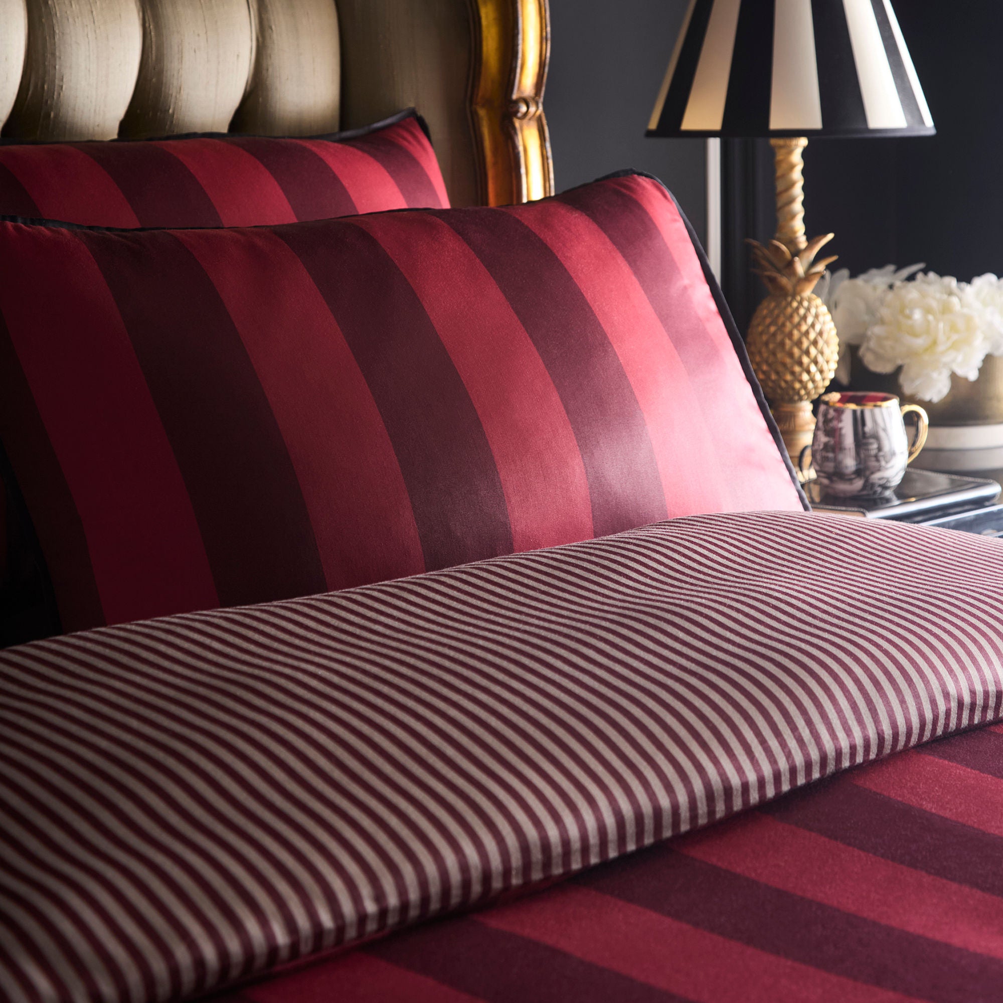 Duvet Cover Set Festivo Circus Stripe by Laurence Llewelyn-Bowen in Red