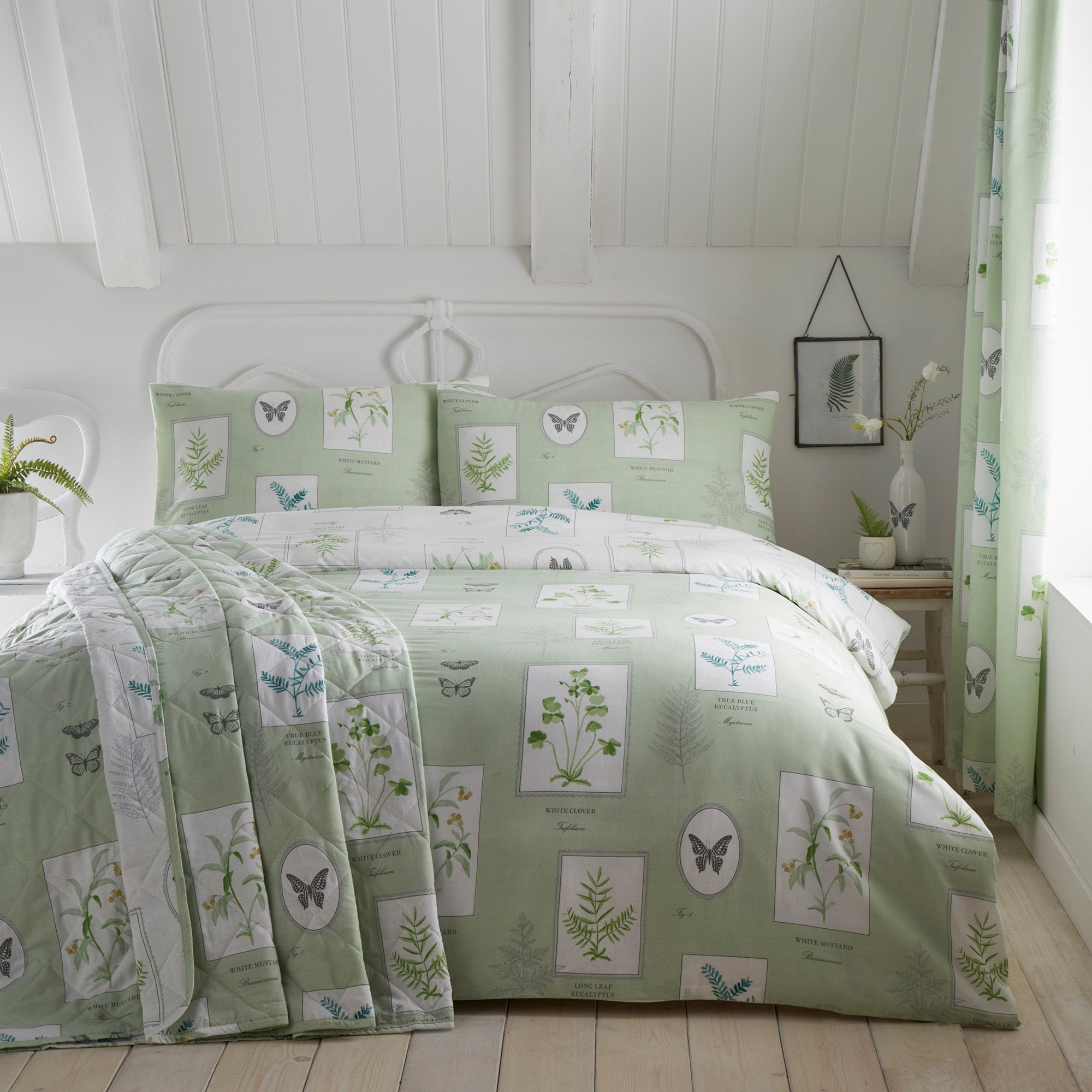 Bedspread Floral Garden by Dreams & Drapes Design in Green
