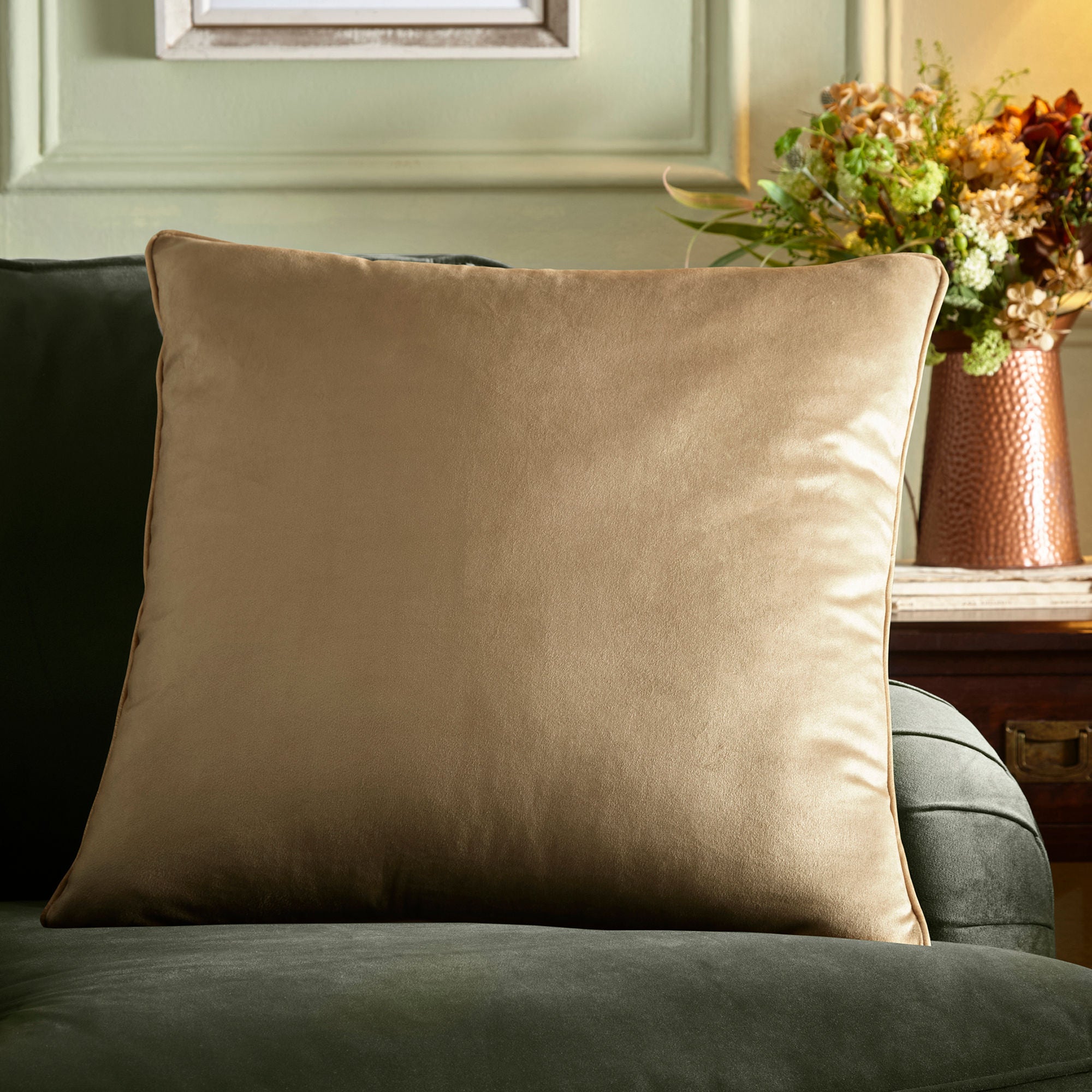 Cushion Harlan by Appletree Heritage in Taupe