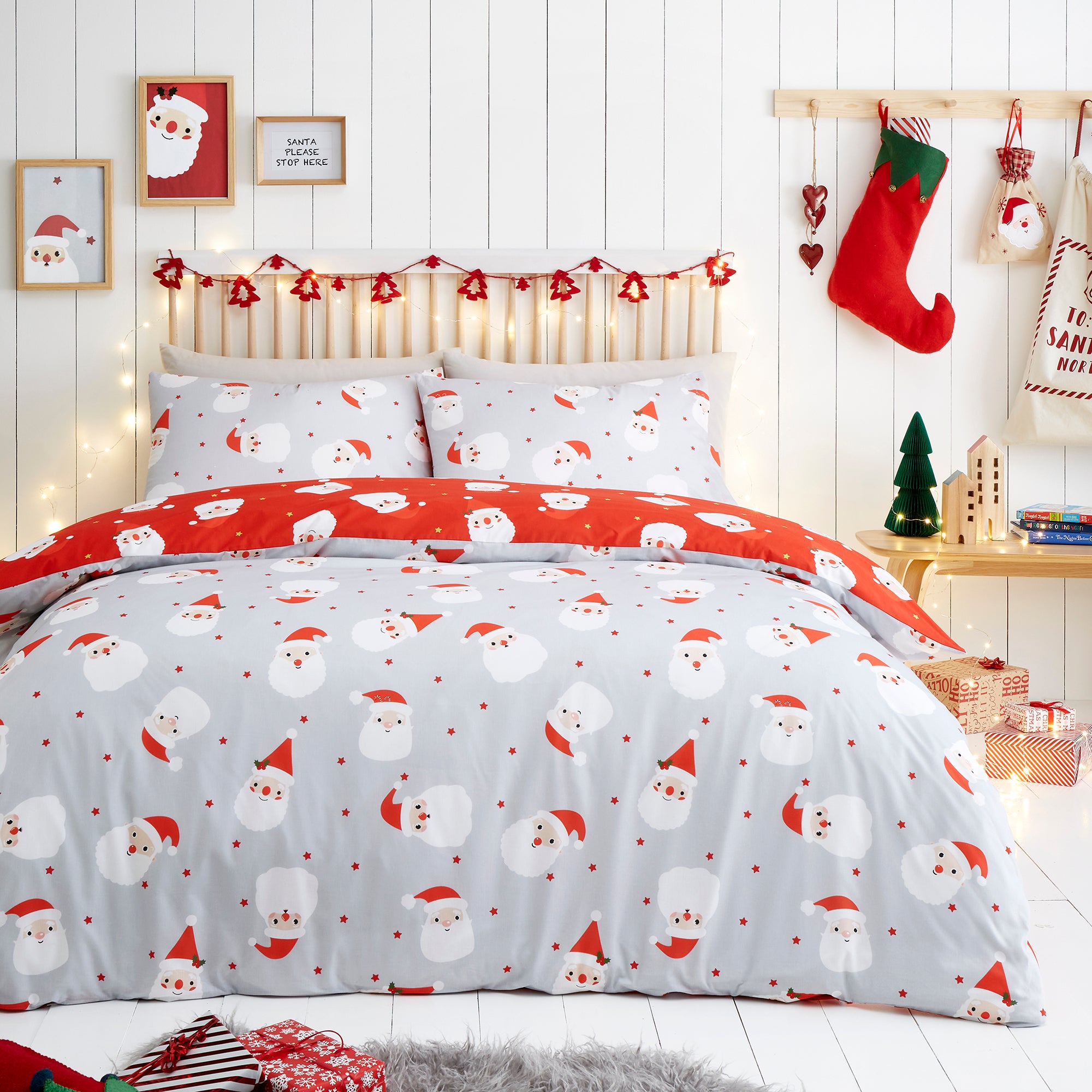 Duvet Cover Set Happy Santa by Fusion in Red