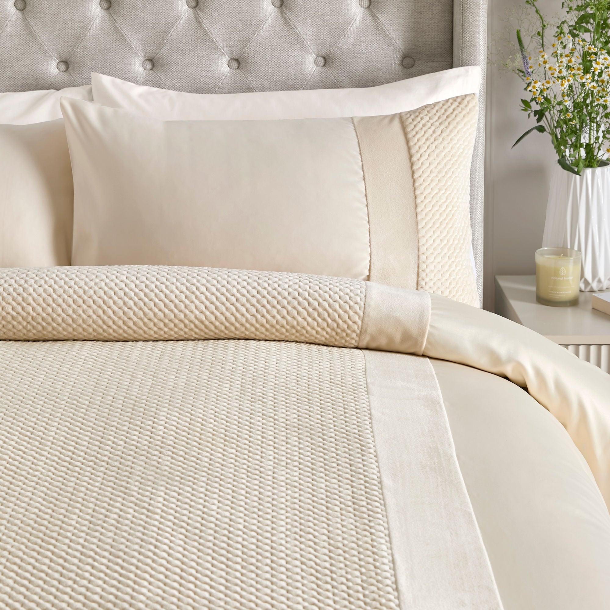 Duvet Cover Set Iras by Soiree in Natural