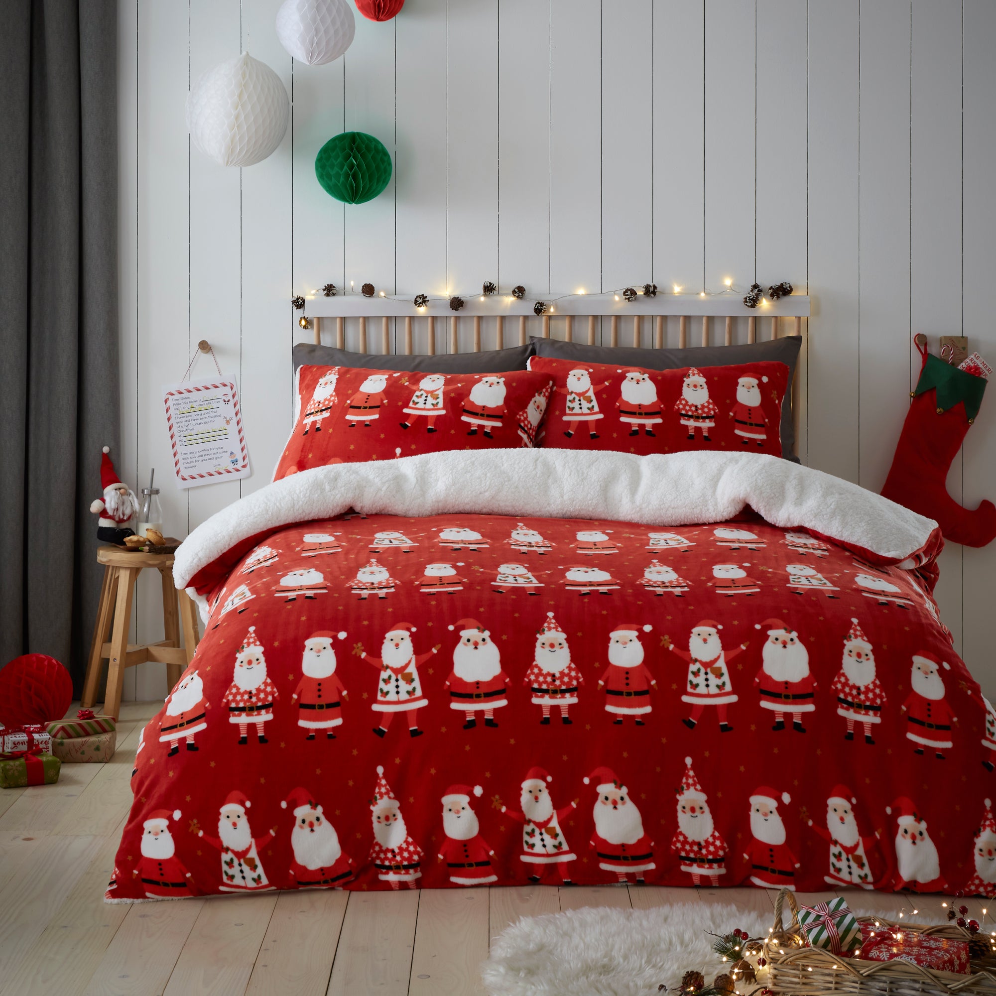 Duvet Cover Set Jolly Santa by Bedlam in Red