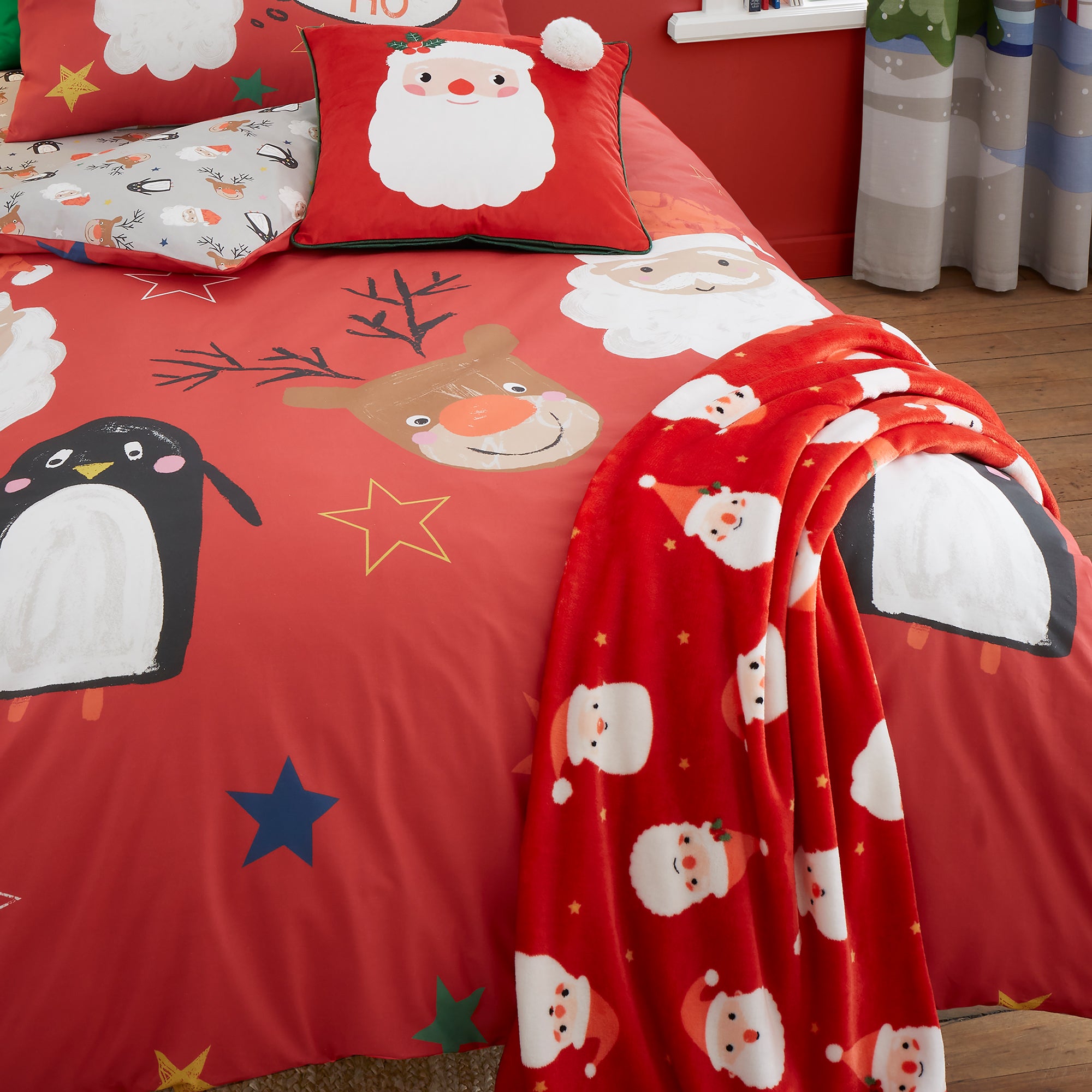 Throw Jolly Santa by D&D Design in Red
