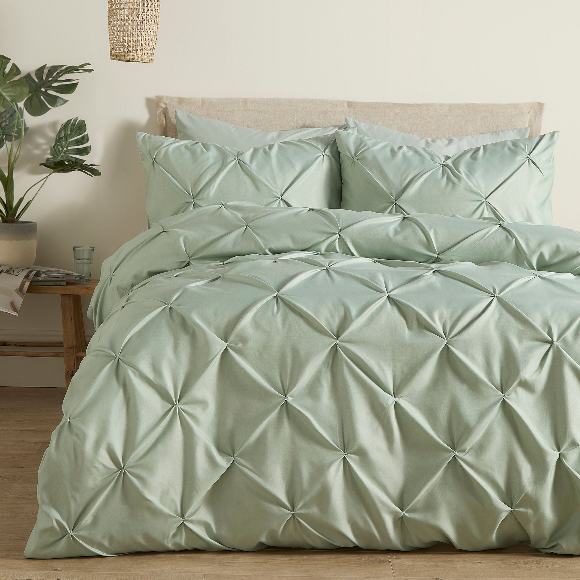 Duvet Cover Set Lara by Serene in Steel/Sage