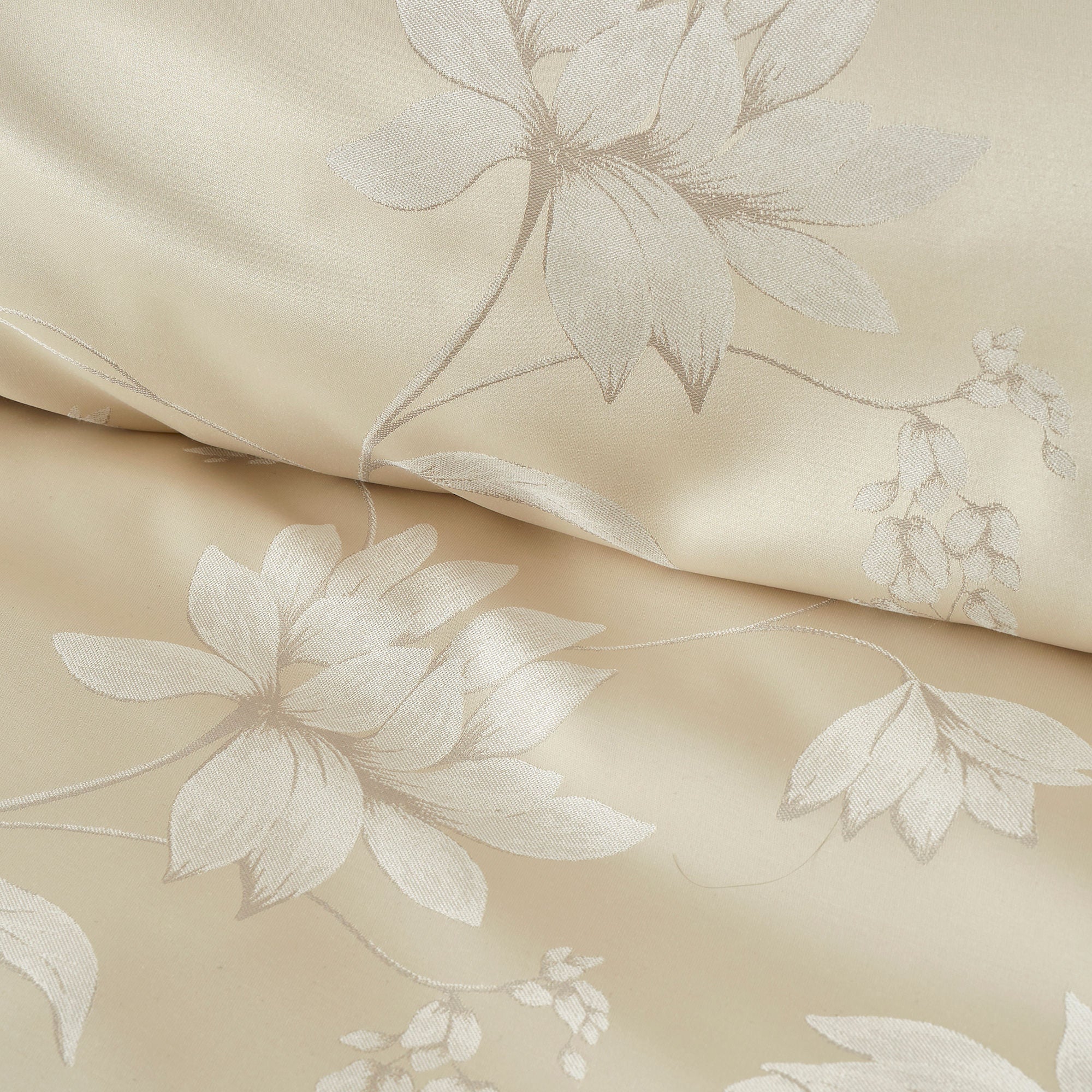 Duvet Cover Set Lilly Floral Jacquard by Soiree in Champagne