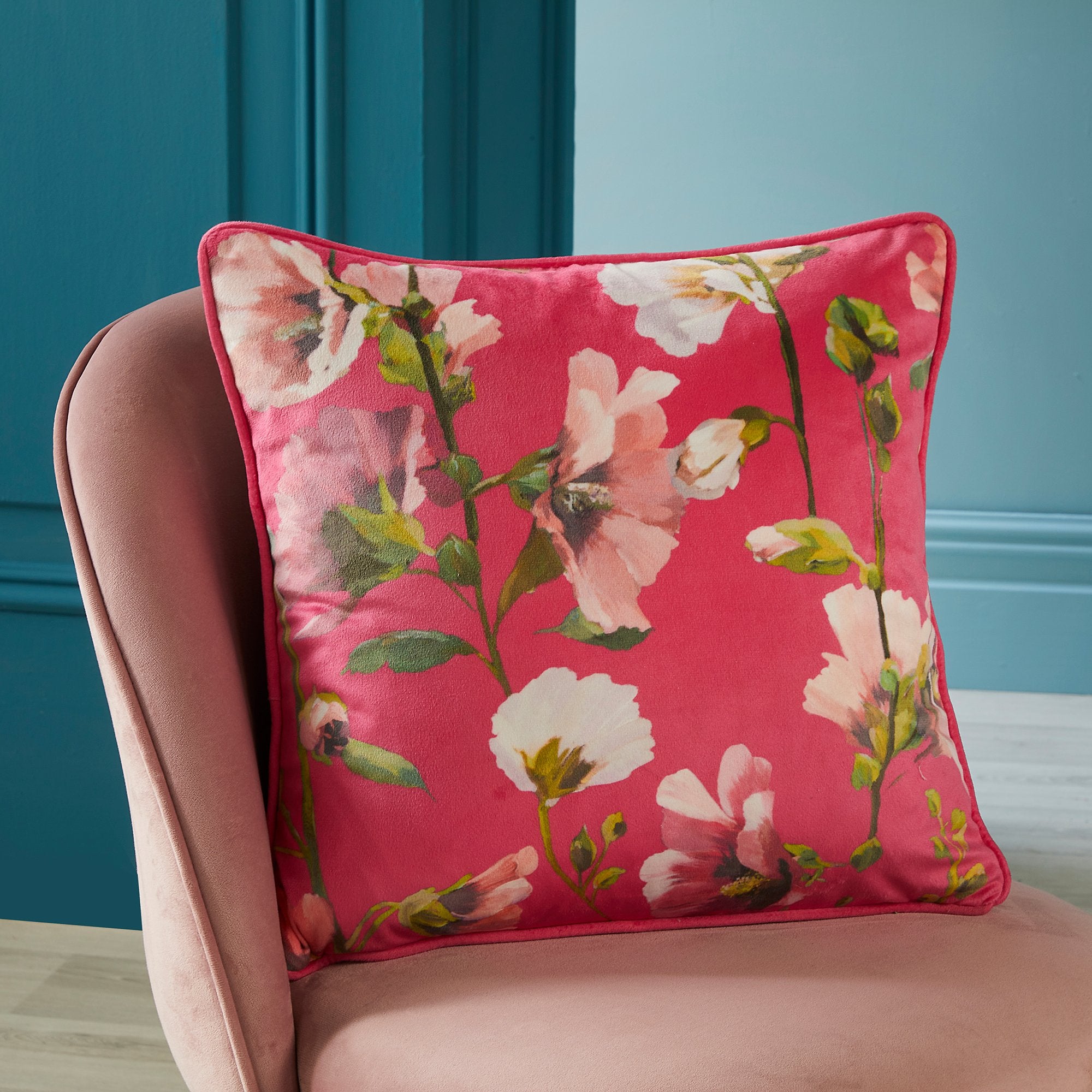Cushion Layla by Soiree in Pink