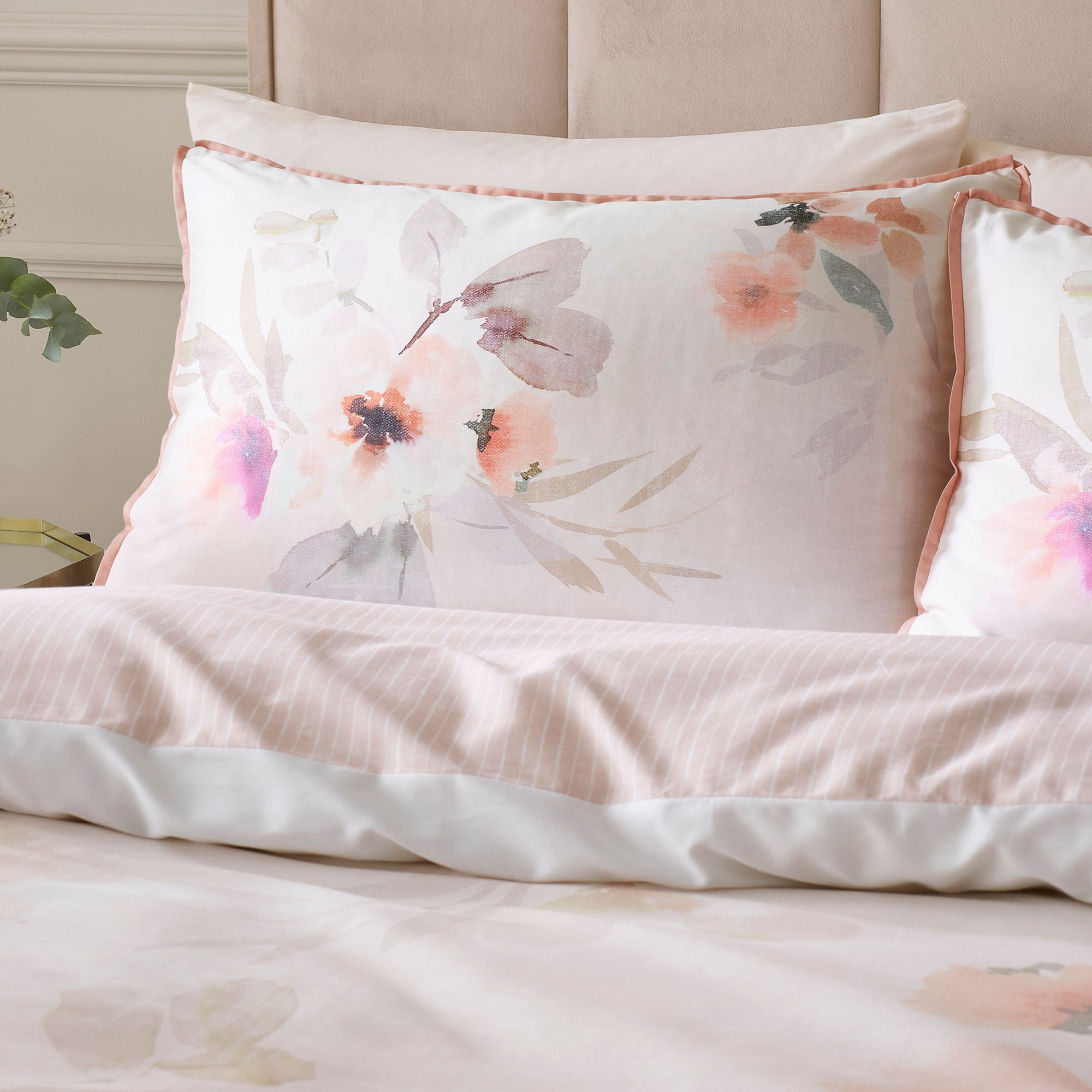 Duvet Cover Set Mia Floral Blooms by Soiree in Natural