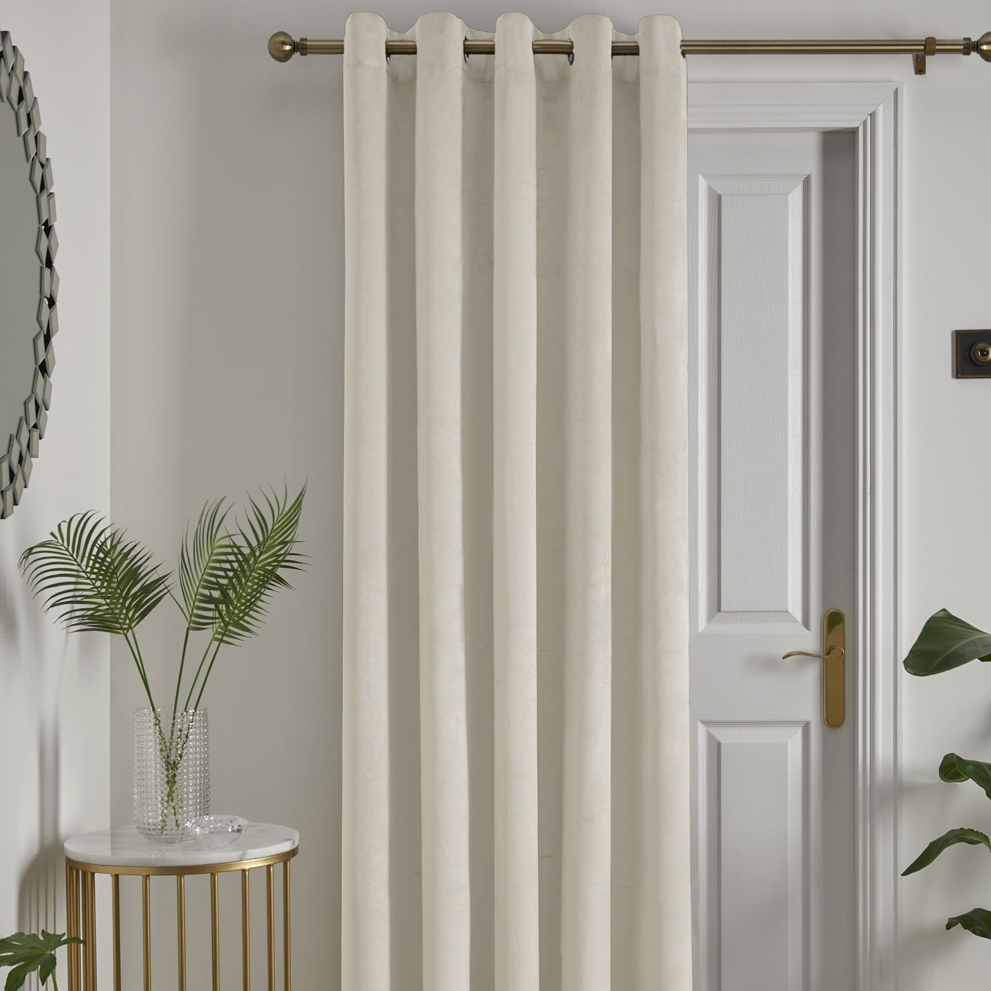 Eyelet Single Panel Door Curtain Montrose by Laurence Llewelyn-Bowen in Ivory