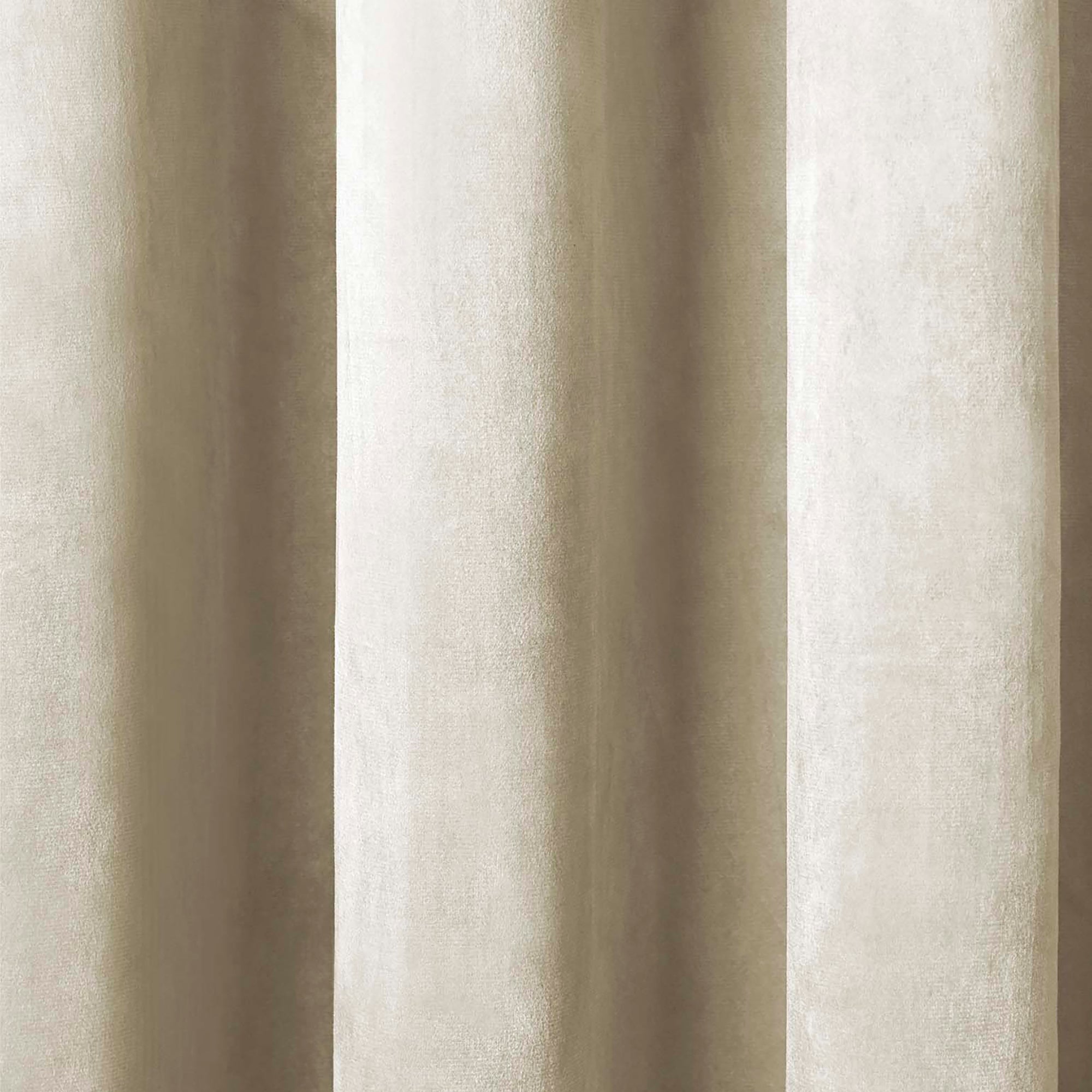 Pair of Eyelet Curtains Montrose by Laurence Llewelyn-Bowen in Ivory