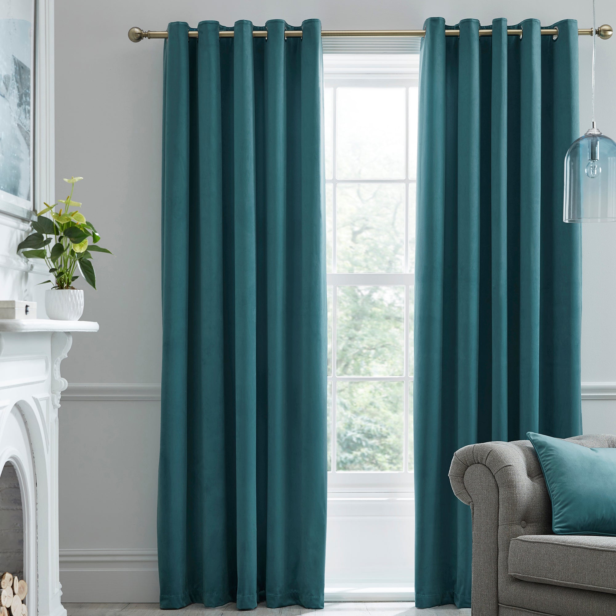 Pair of Eyelet Curtains Montrose by Laurence Llewelyn-Bowen in Teal