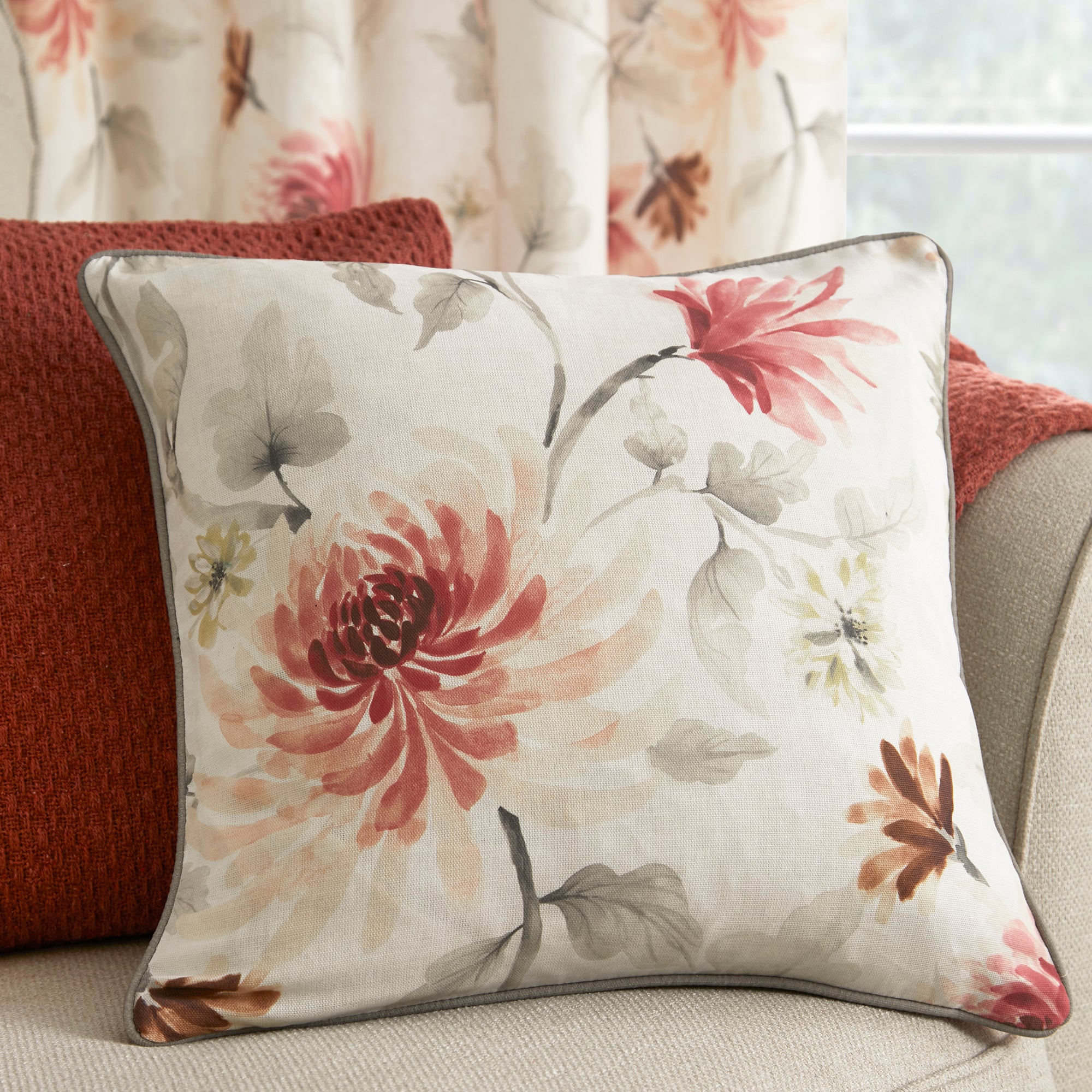 Cushion Nadia by Dreams & Drapes Curtains in Red