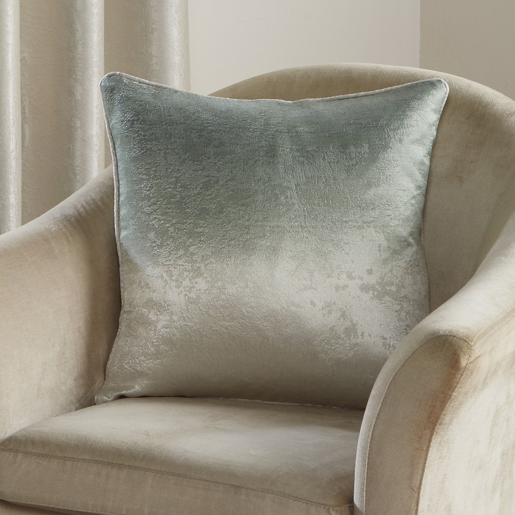 Cushion Ombre Strata by Fusion in Green