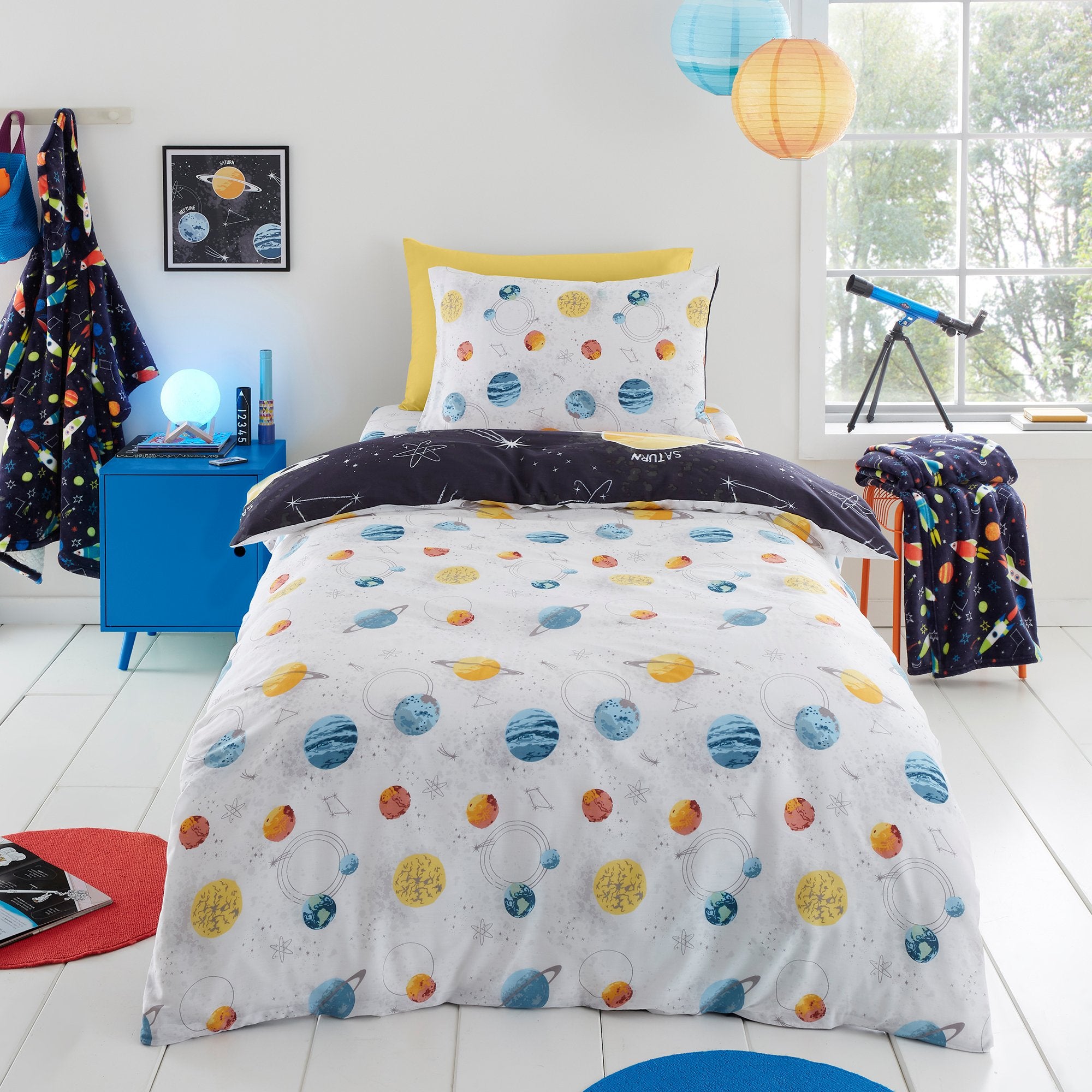 Duvet Cover Set Outer Space by Bedlam in Black