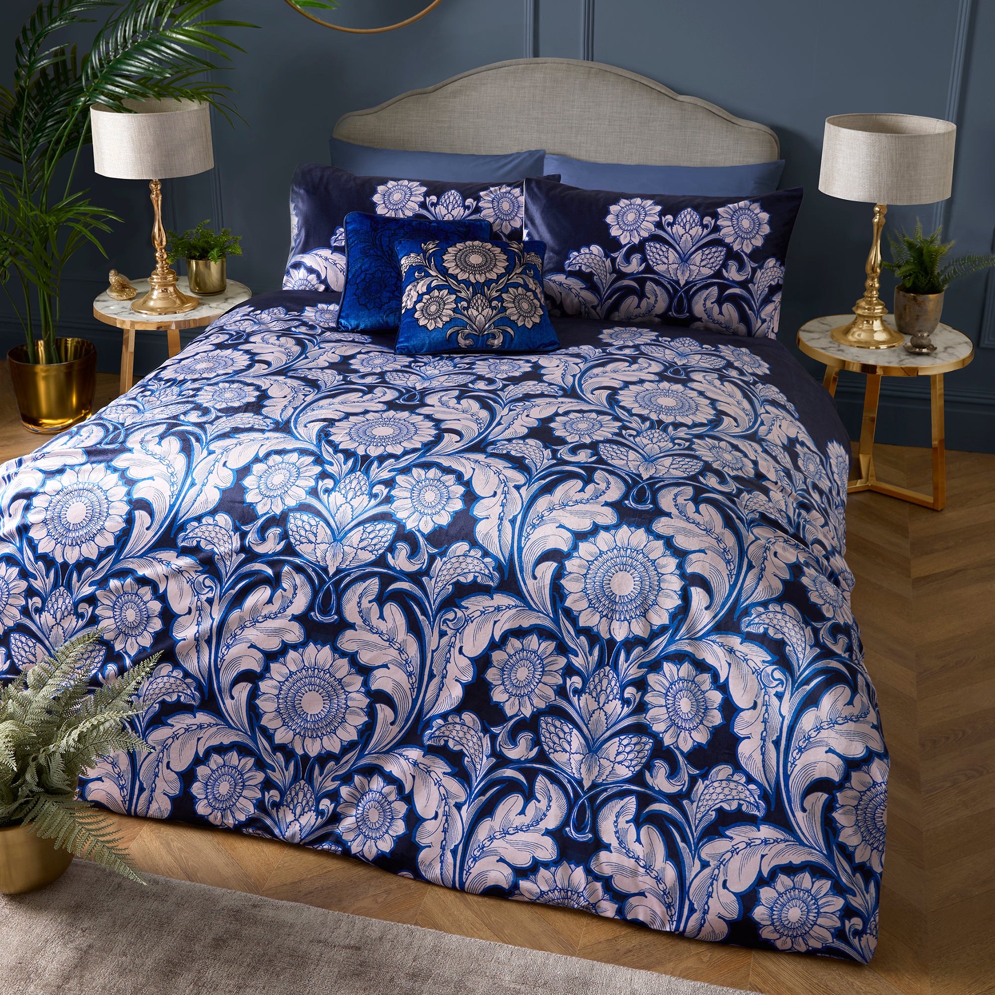 Duvet Cover Set Romilly by Laurence Llewelyn-Bowen in Blue