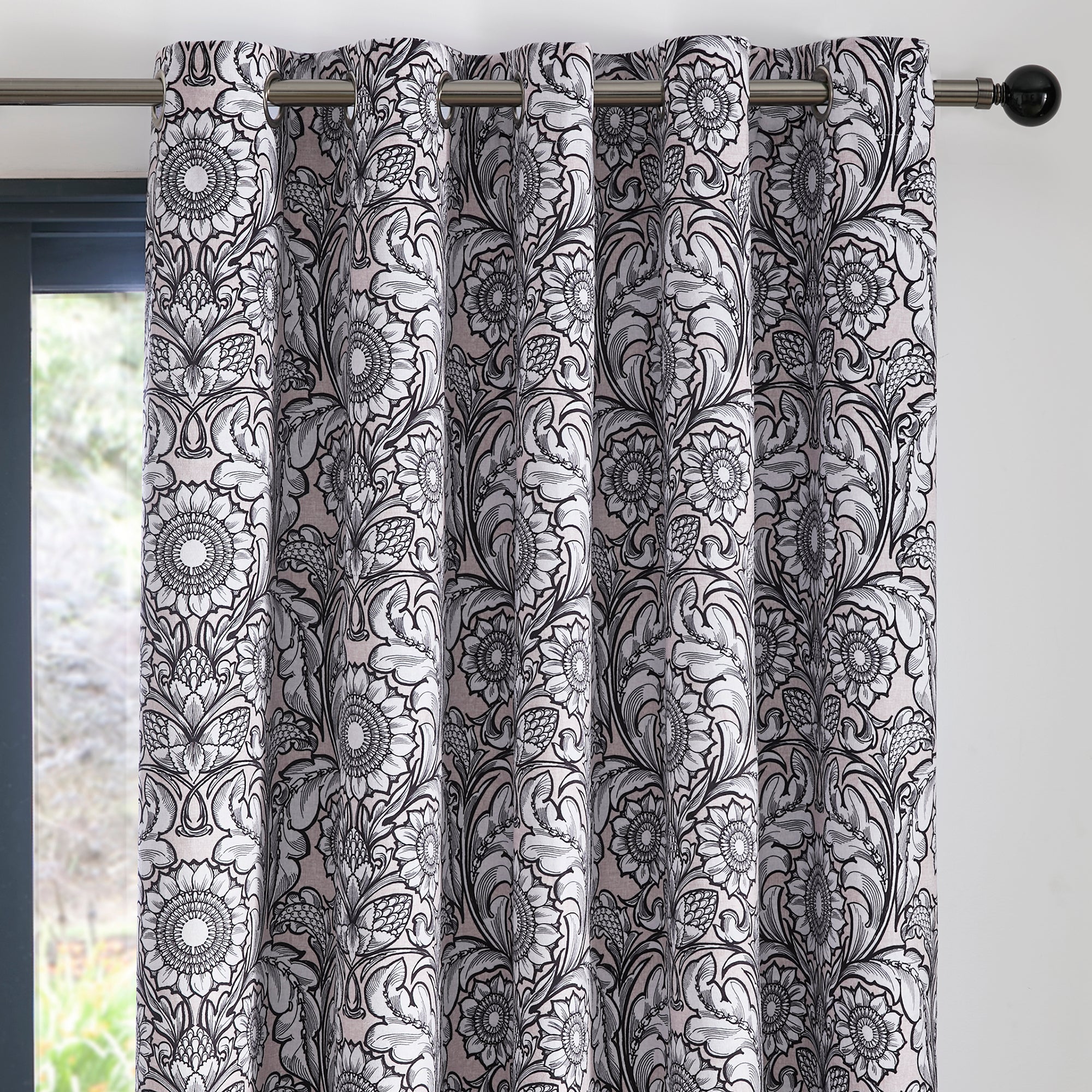 Pair of Eyelet Curtains Romilly by Laurence Llewelyn-Bowen in Natural