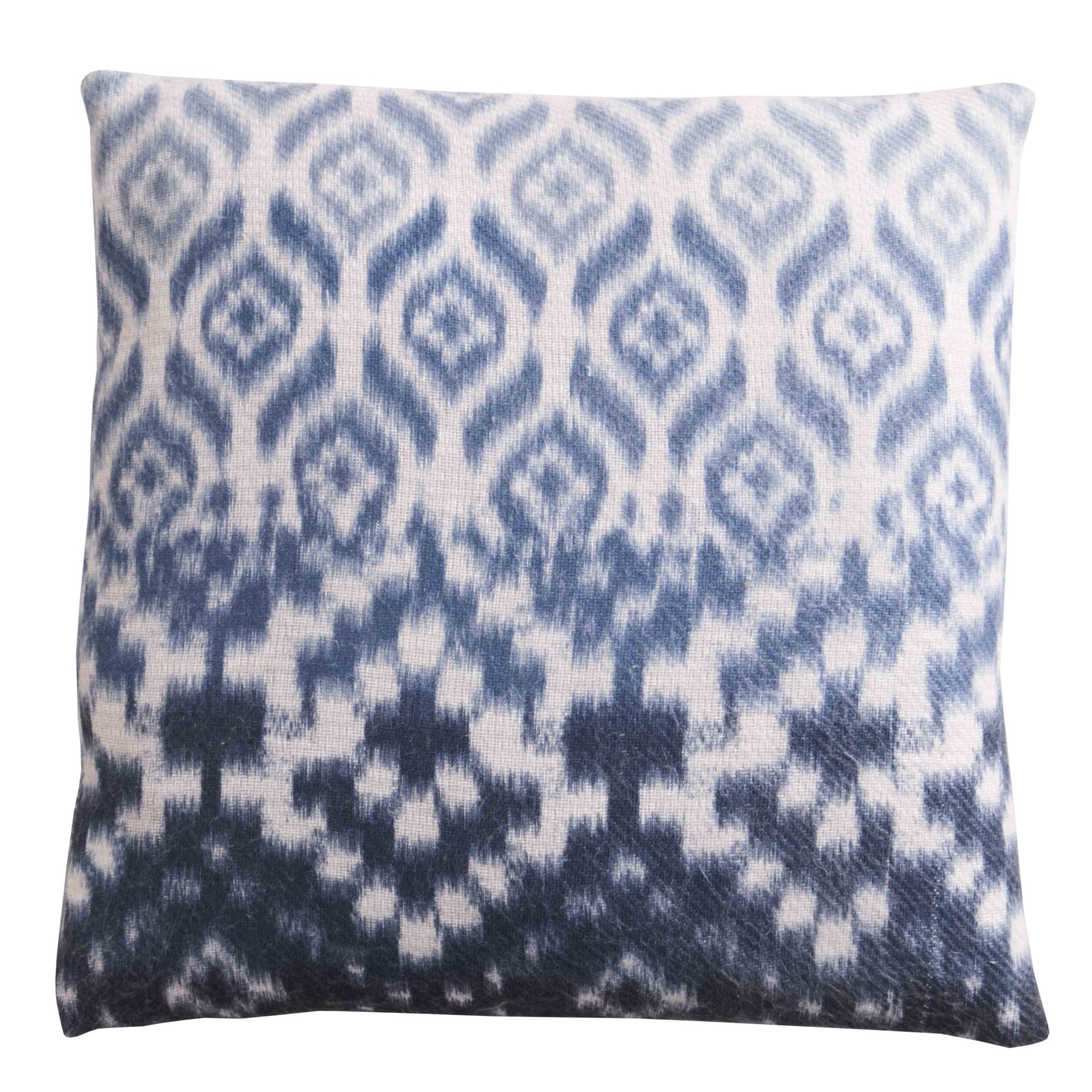 Cushion Sakari by Appletree Hygge in Blue