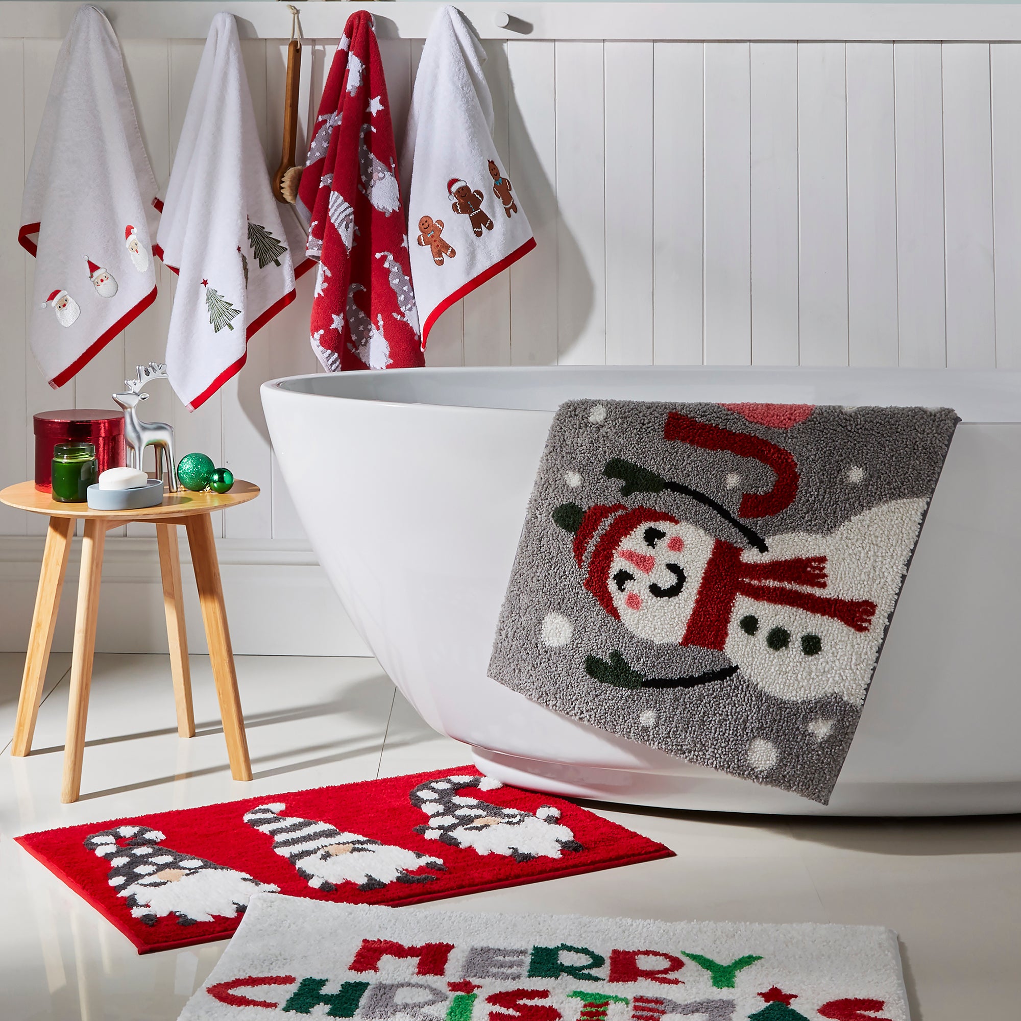 Hand Towel (2 pack) Santa by Fusion Christmas in White