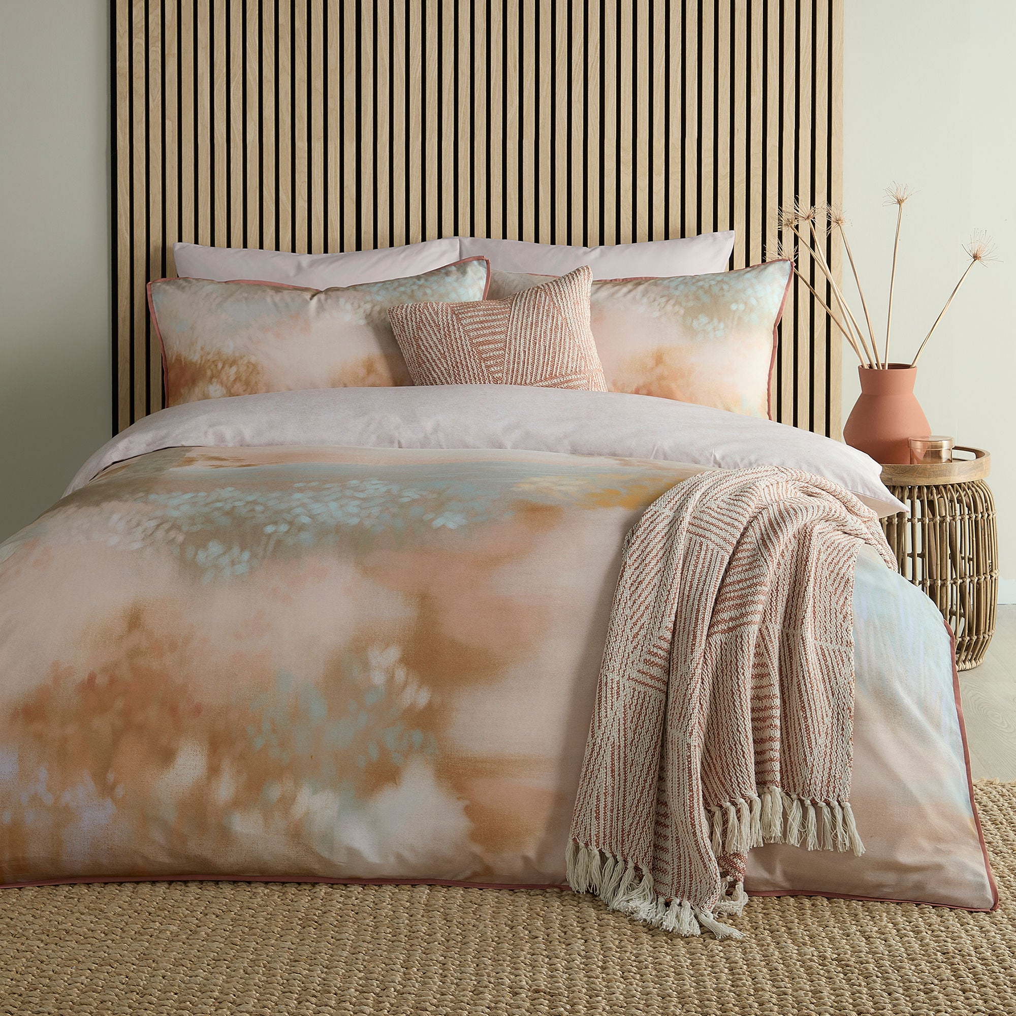 Duvet Cover Set Tuscany by Appletree Loft in Natural