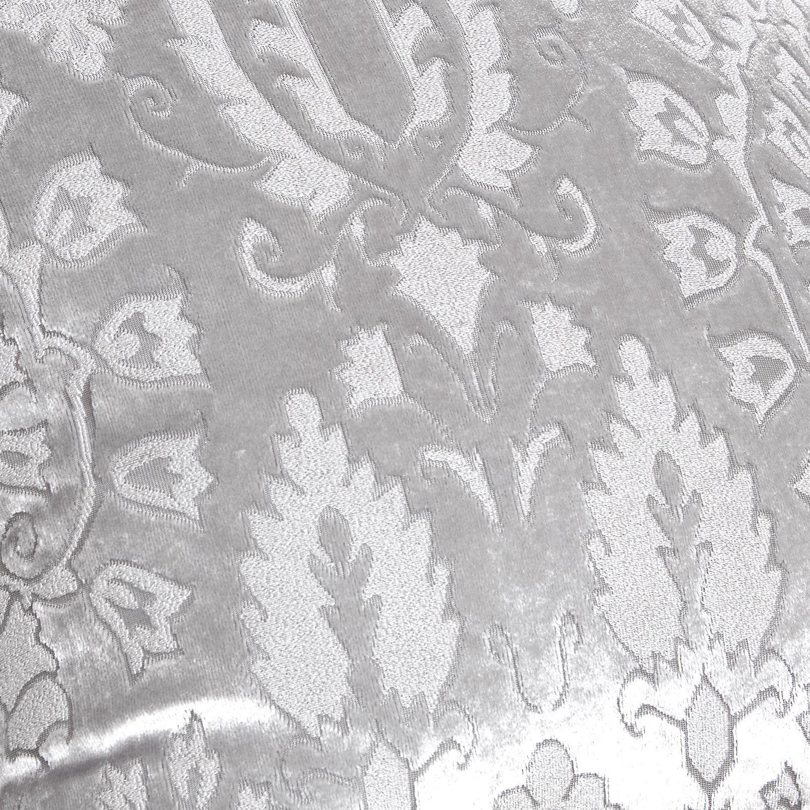 Pair Of Curtain Tiebacks Trinity by Curtina in Silver