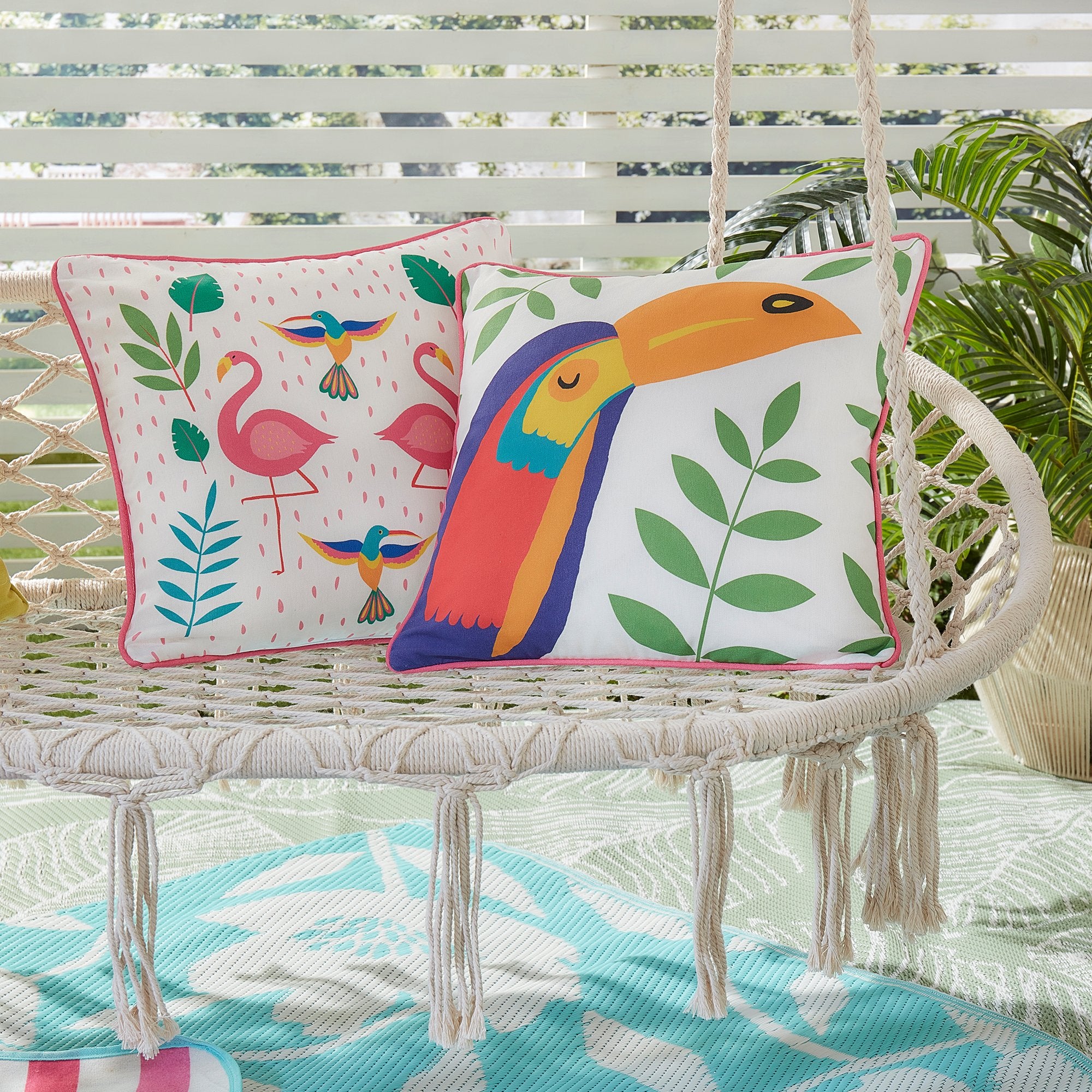 Cushion Tropical Flamingo Outdoor by Fusion in Pink