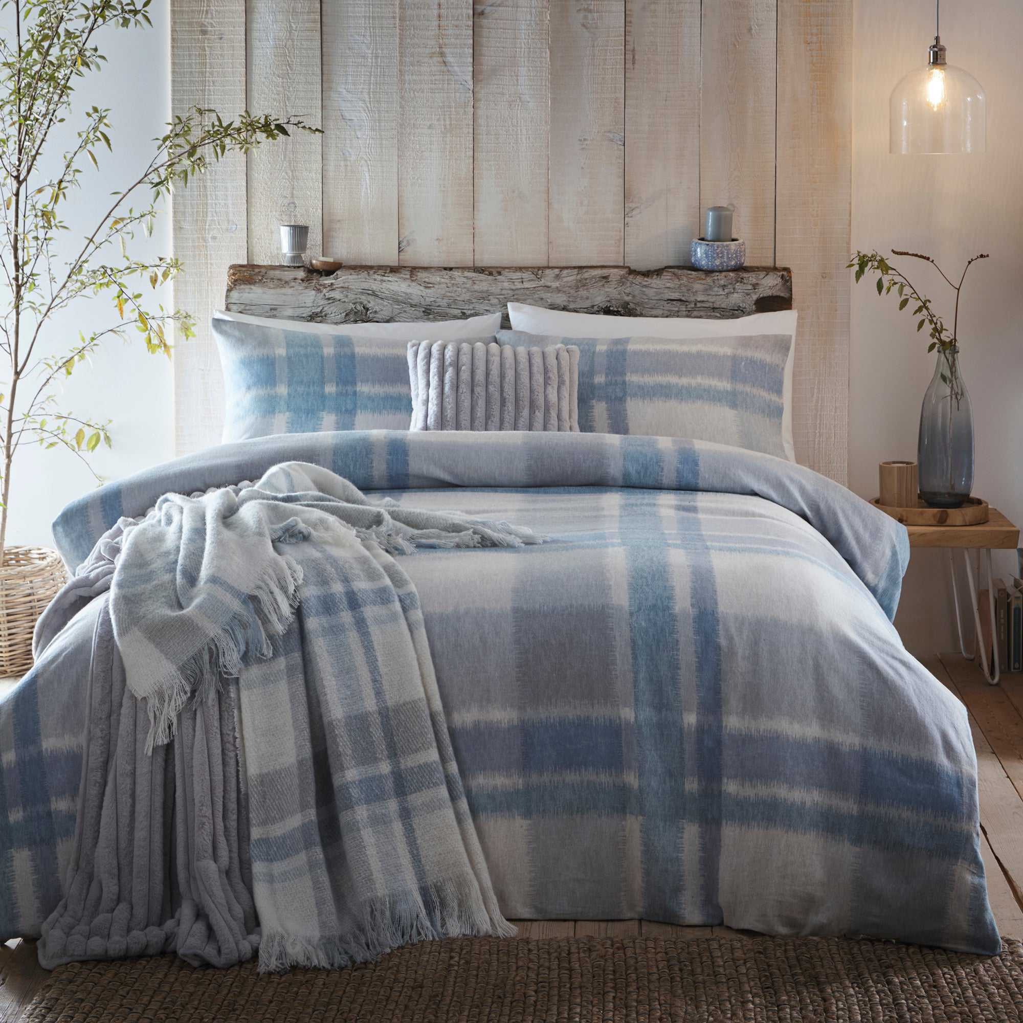 Duvet Cover Set Verbier by Appletree Hygge in Blue