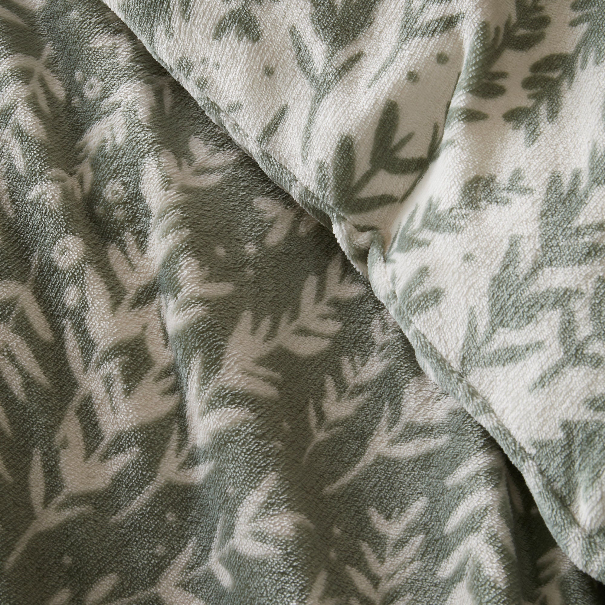Duvet Cover Set Winter Foliage by Fusion Snug in Green