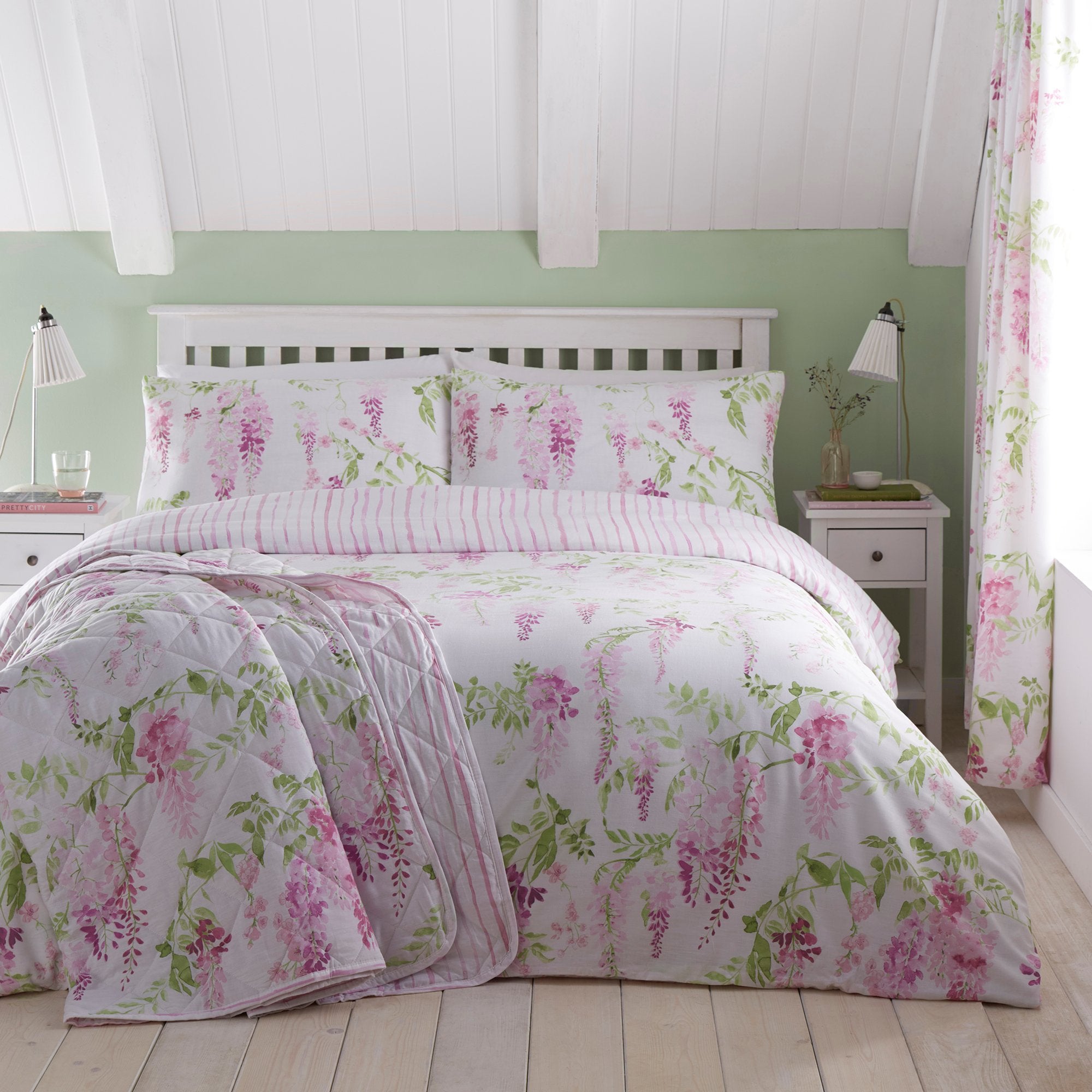 Bedspread Wisteria by Dreams & Drapes Design in Pink