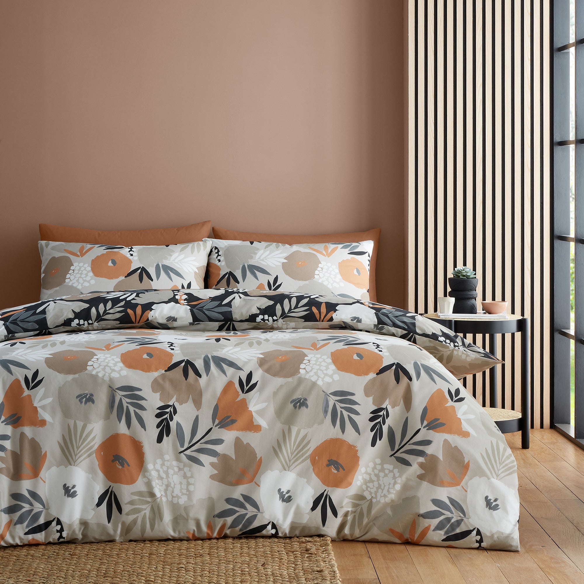 Duvet Cover Set Yasmin by Fusion in Black