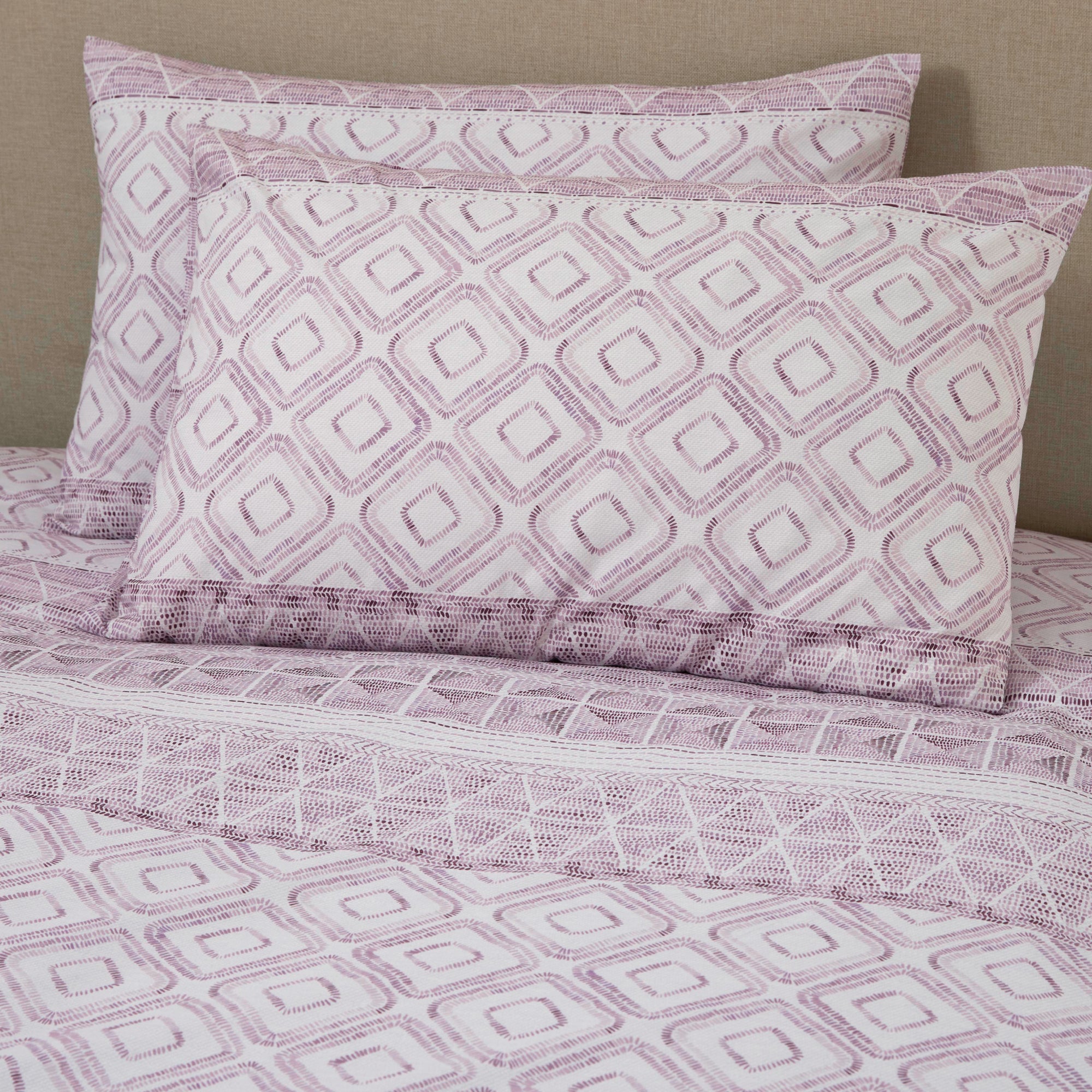 Duvet Cover Set Aden by Dreams And Drapes Design in Plum