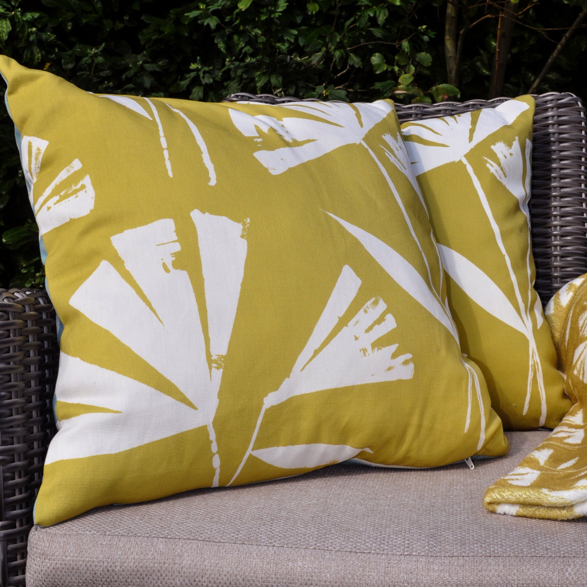 Filled Cushion Alma Outdoor by Fusion in Teal/Ochre