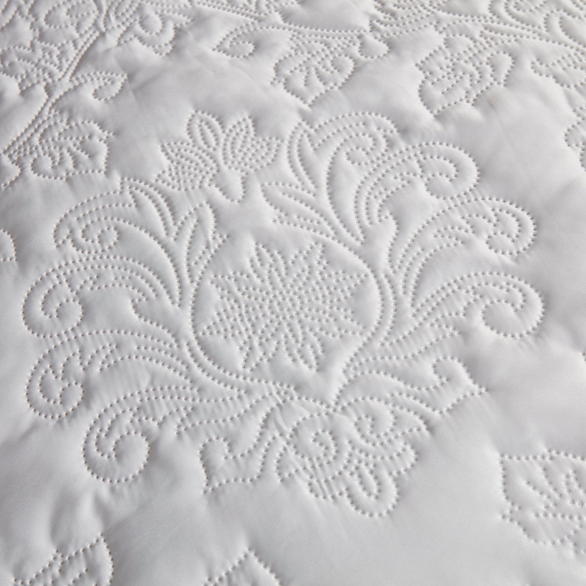 Duvet Cover Set Avery Stripe by Serene in White