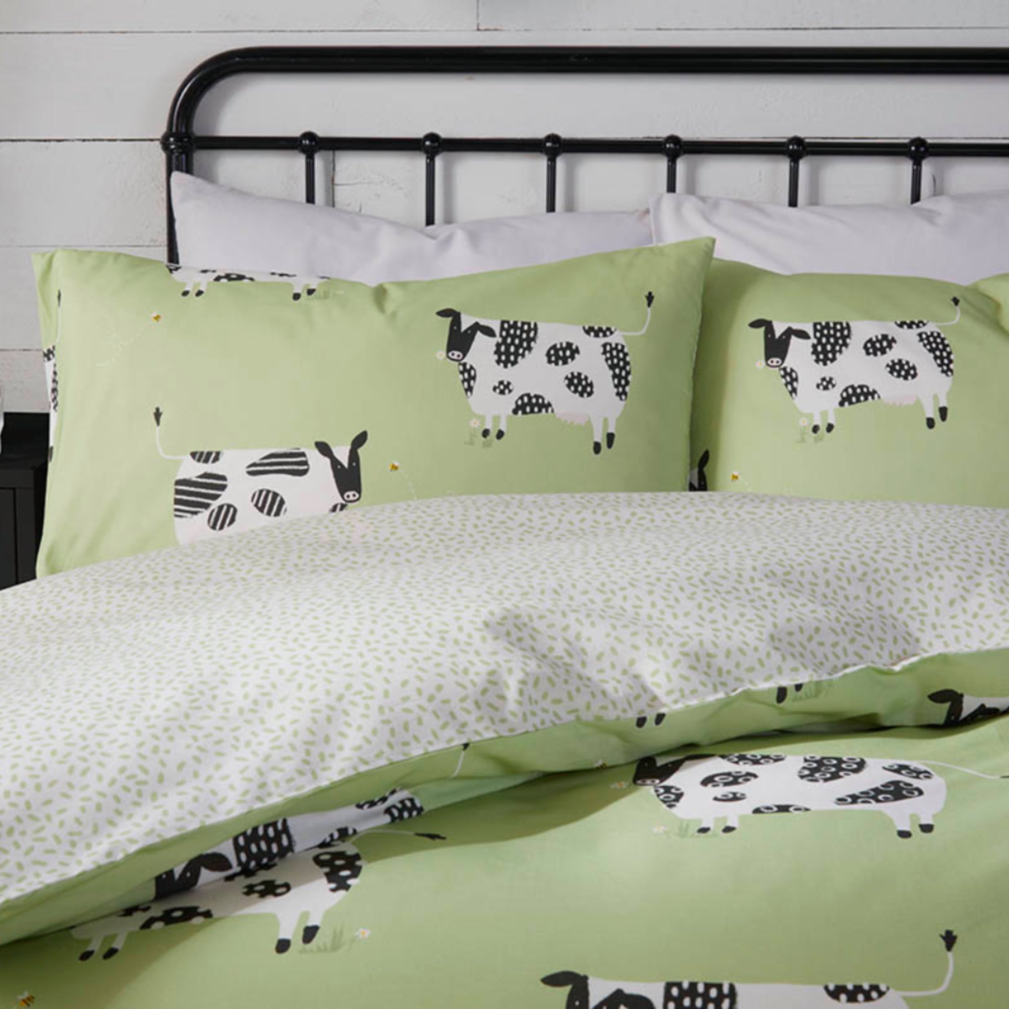 Duvet Cover Set Daisy Cow by Fusion in Green