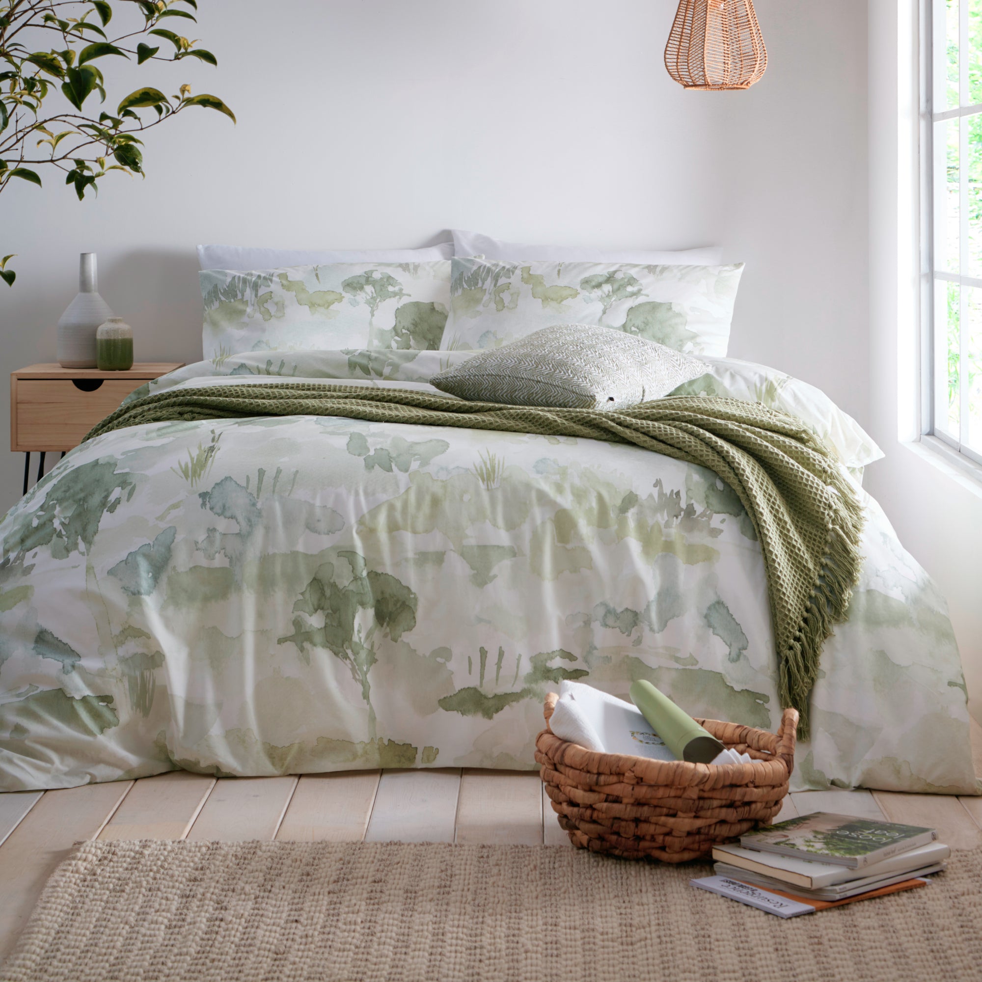 Duvet Cover Set Edale by Appletree Loft in Green