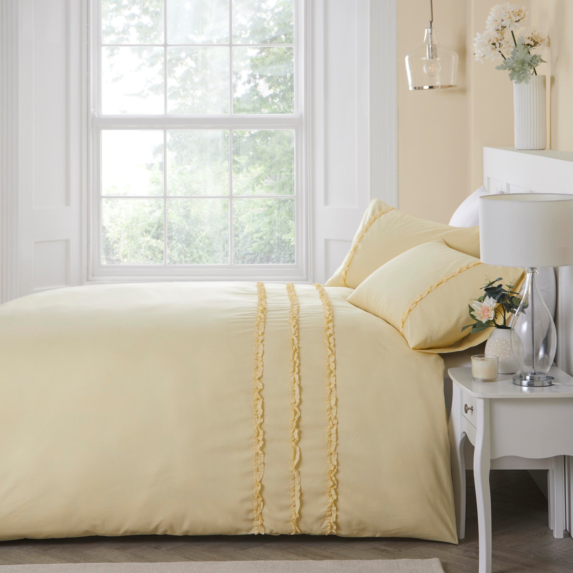 Duvet Cover Set Felicia Frill by Serene in Yellow