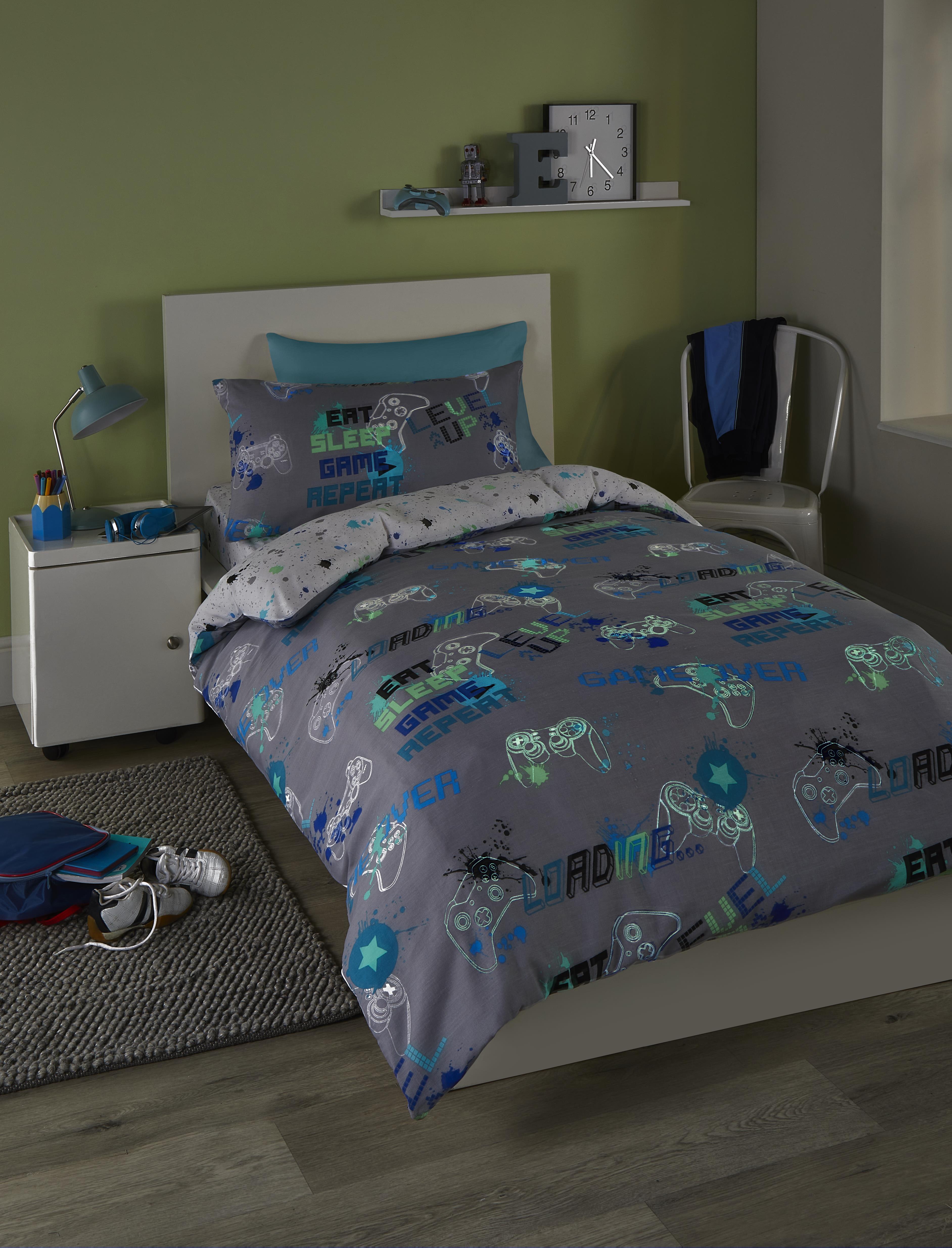 Duvet Cover Set Game Glow by Bedlam in Grey
