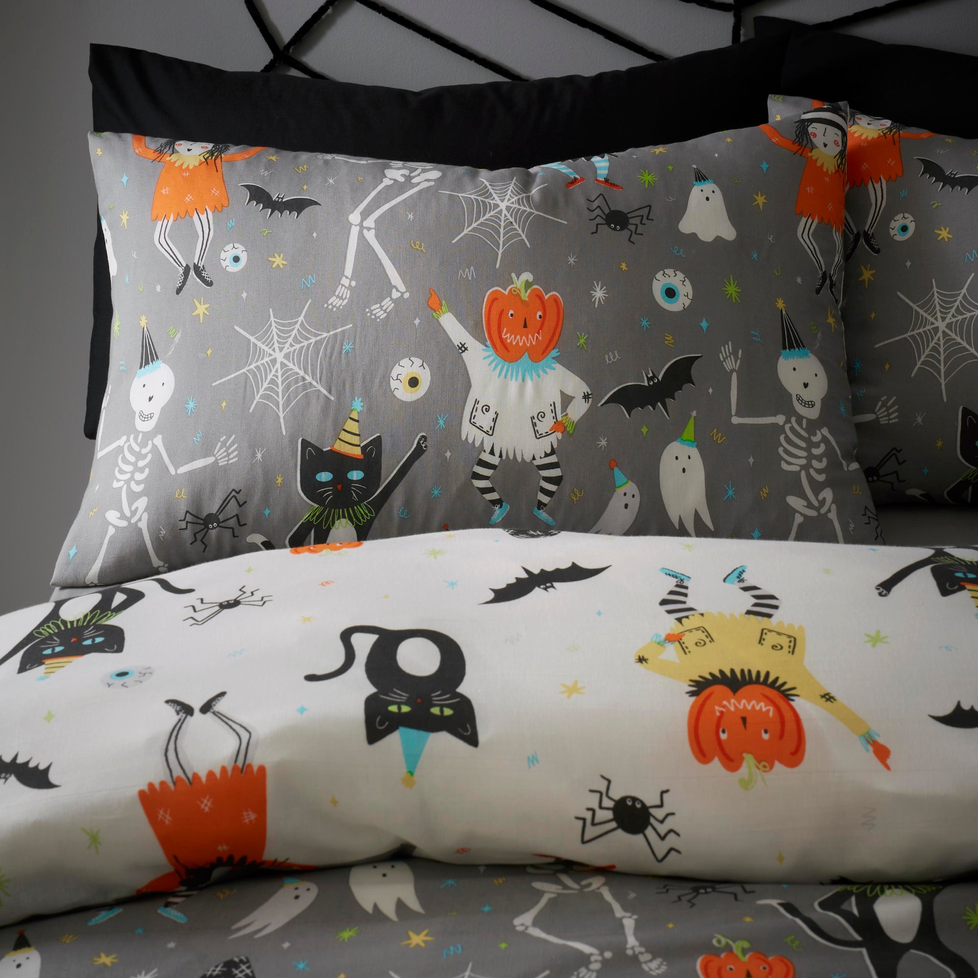 Duvet Cover Set Halloween Party by Bedlam in Grey
