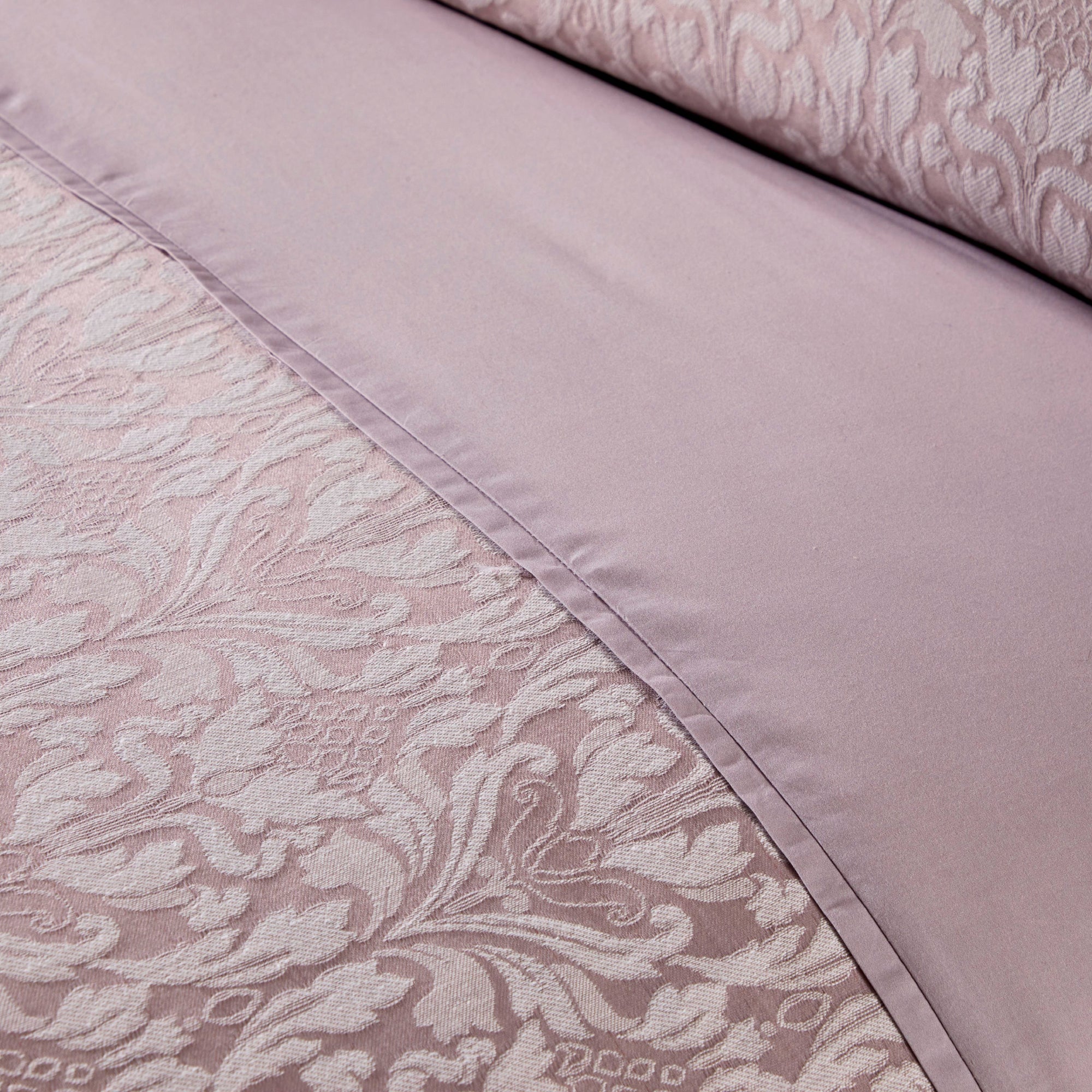 Duvet Cover Set Hawthorne by Dreams & Drapes Woven in Lavender