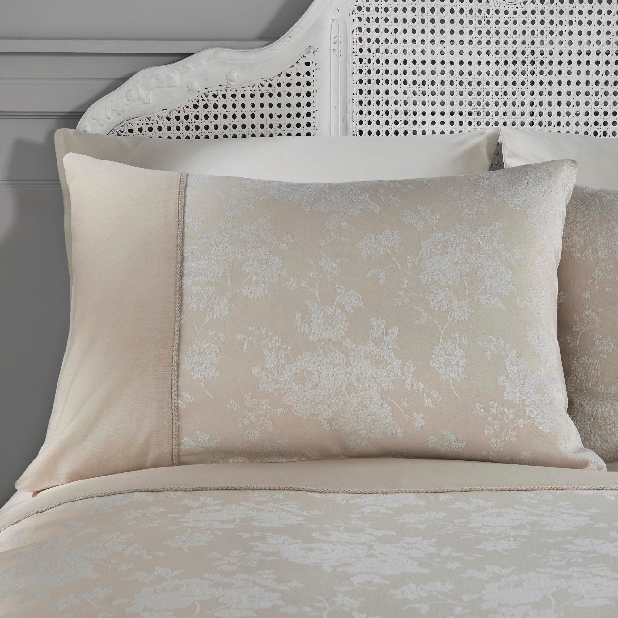 Duvet Cover Set Imelda by Dreams & Drapes Woven in Ivory